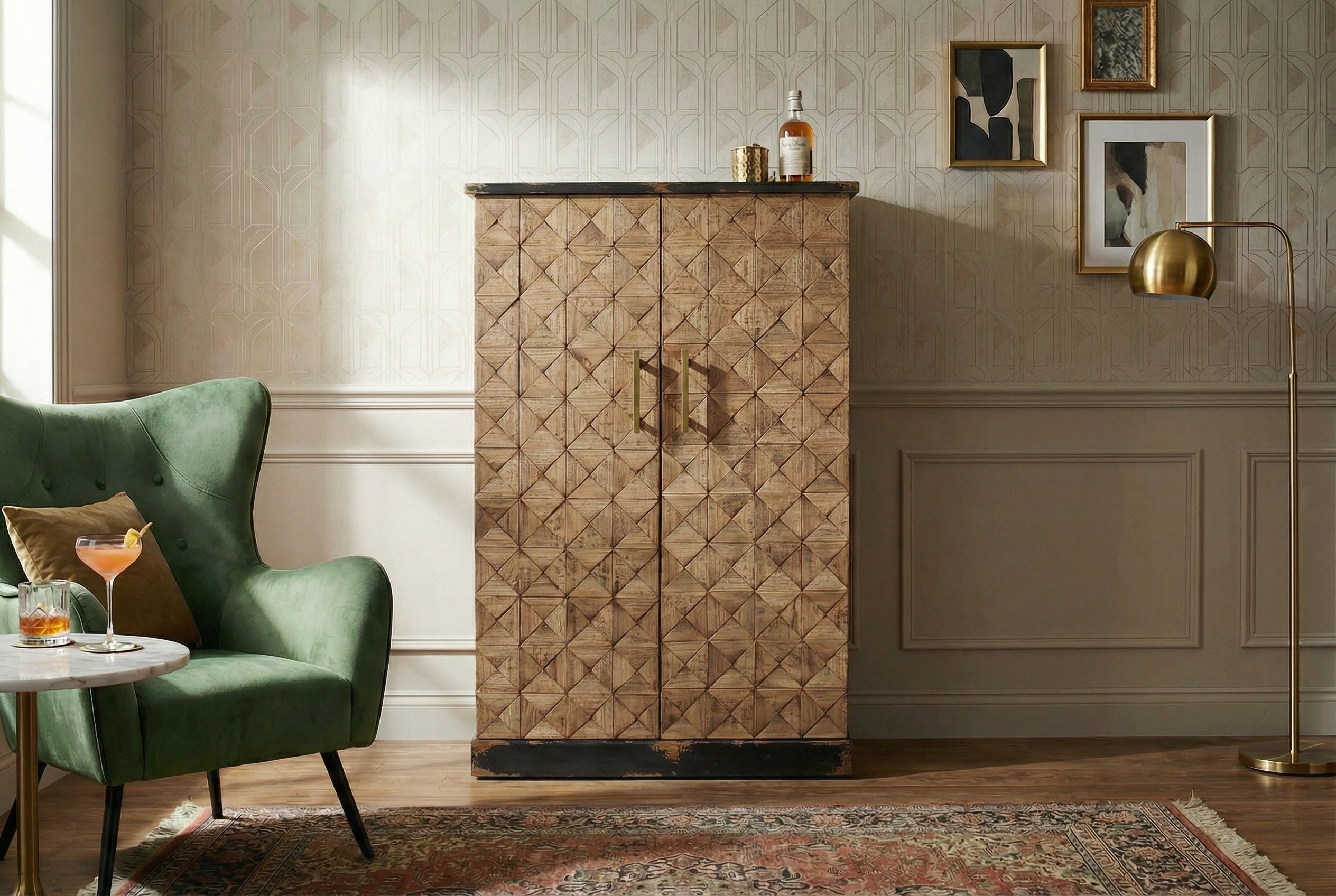 Meuble bar design BODEGA 120cm en bois de pin naturel avec façade 3D et étagère à bouteilles