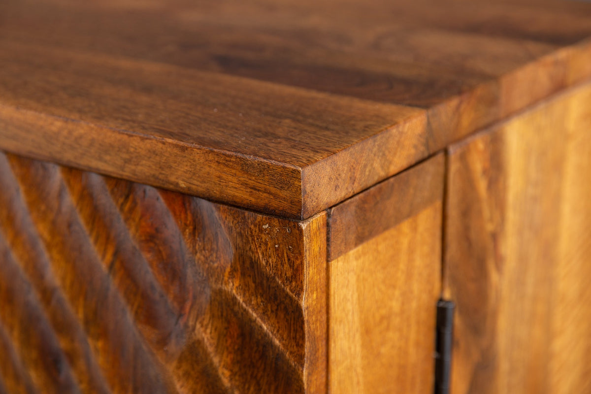 Meuble bar massif SCORPION 141cm en bois de manguier marron avec sculptures 3D élaborées