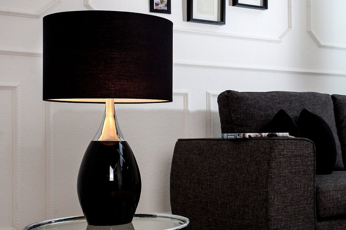 Moderne lampe de table CARLA 60cm noir argent avec abat-jour en lin.