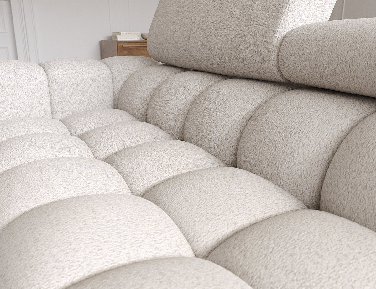 MONTCEAU ANGLE — Canapé d’angle bouclette chinée beige à assise capitonnée