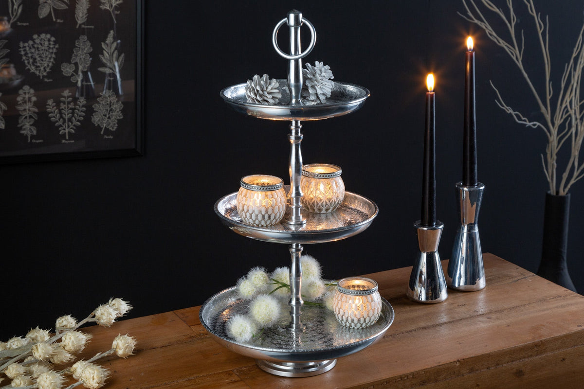 Présentoir à gâteaux design ORIENT 50cm argent finition marteau sauvage à trois niveaux