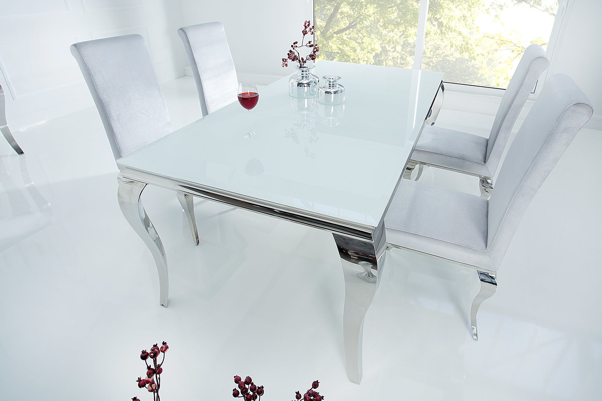 Mesa de comedor elegante y moderna de estilo barroco, 180 cm, acero inoxidable blanco y tablero de cristal opalino