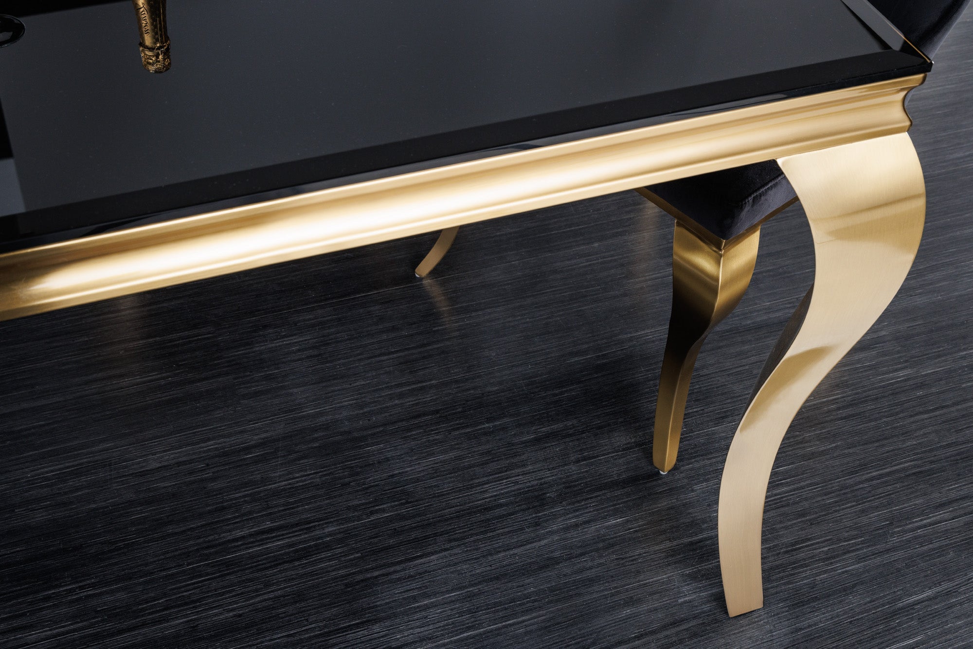 Mesa de comedor elegante y moderna de estilo barroco, 200 cm, tablero de acero inoxidable negro y dorado, cristal opalino