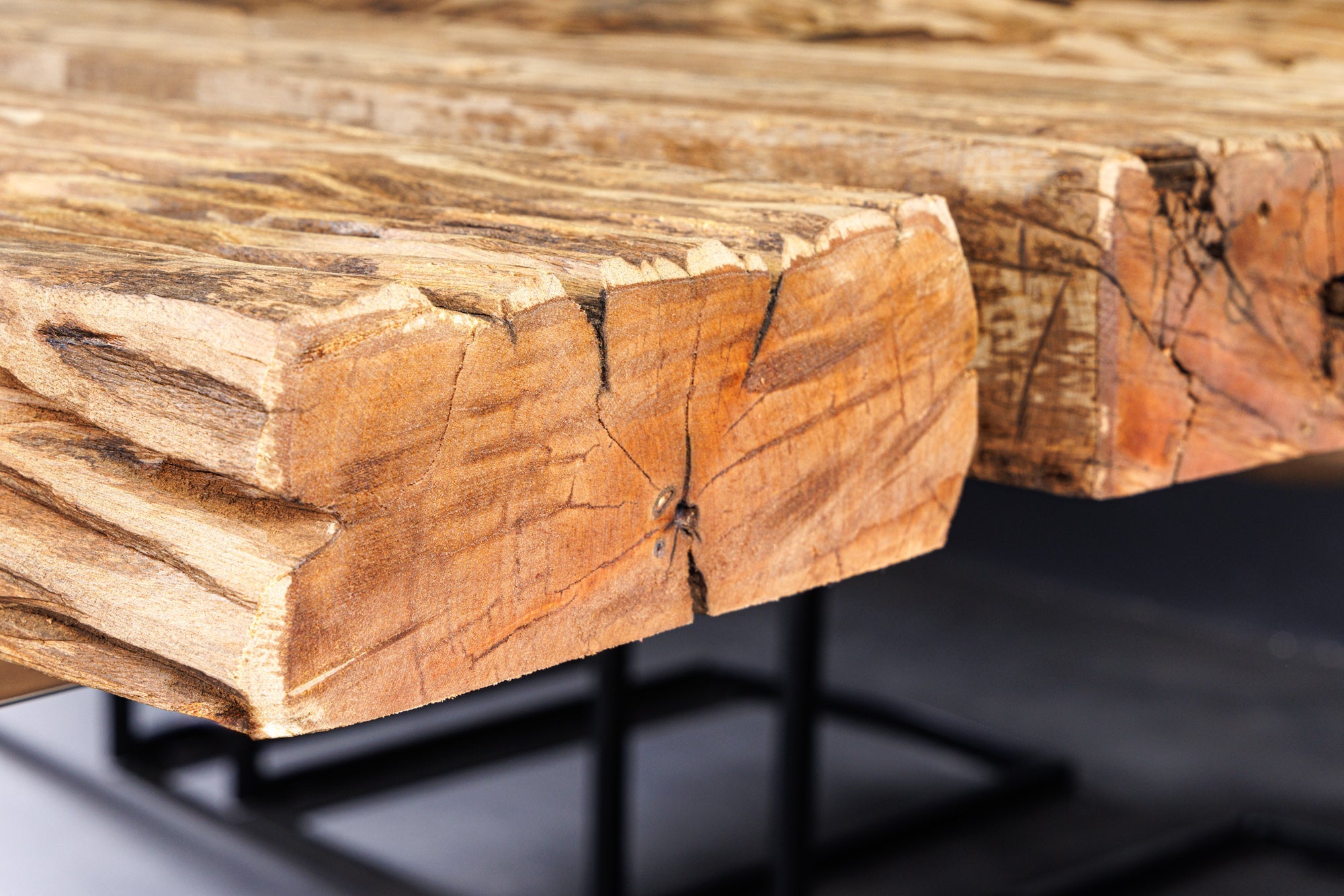 Table à manger design en verre BARRACUDA 220 cm teck naturel bois massif piètement luge noir
