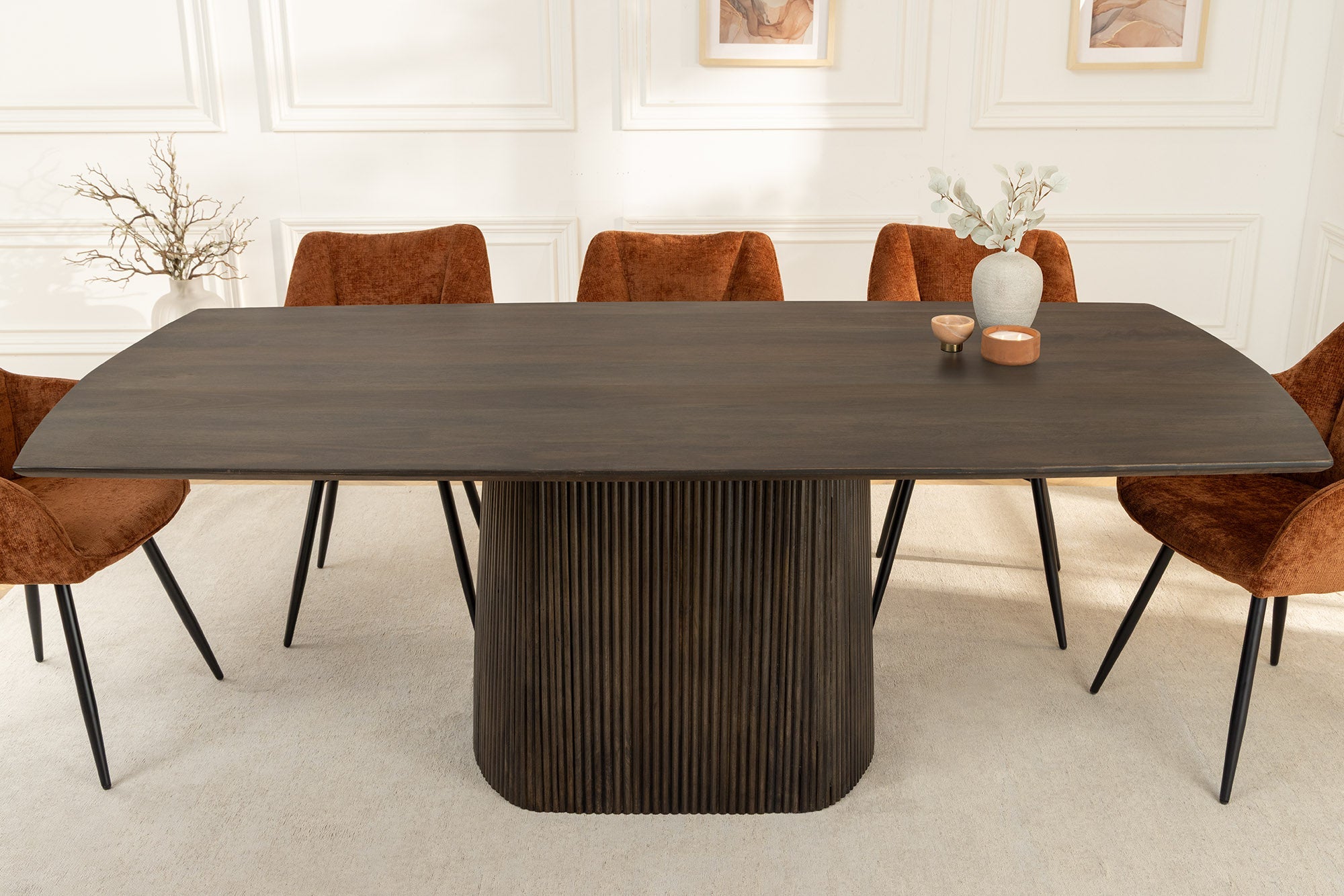 Table à manger design GRAND 200cm en bois de manguier marron foncé forme bateau avec piètement