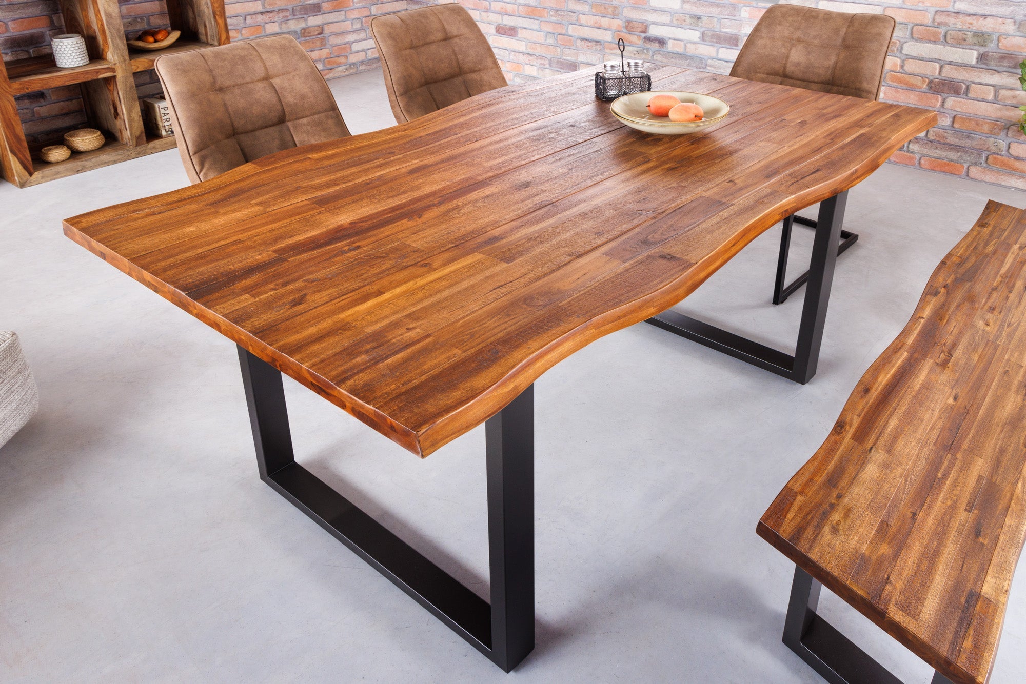GENESIS mesa de comedor de madera maciza 140cm canto acacia natural pata cantilever antracita