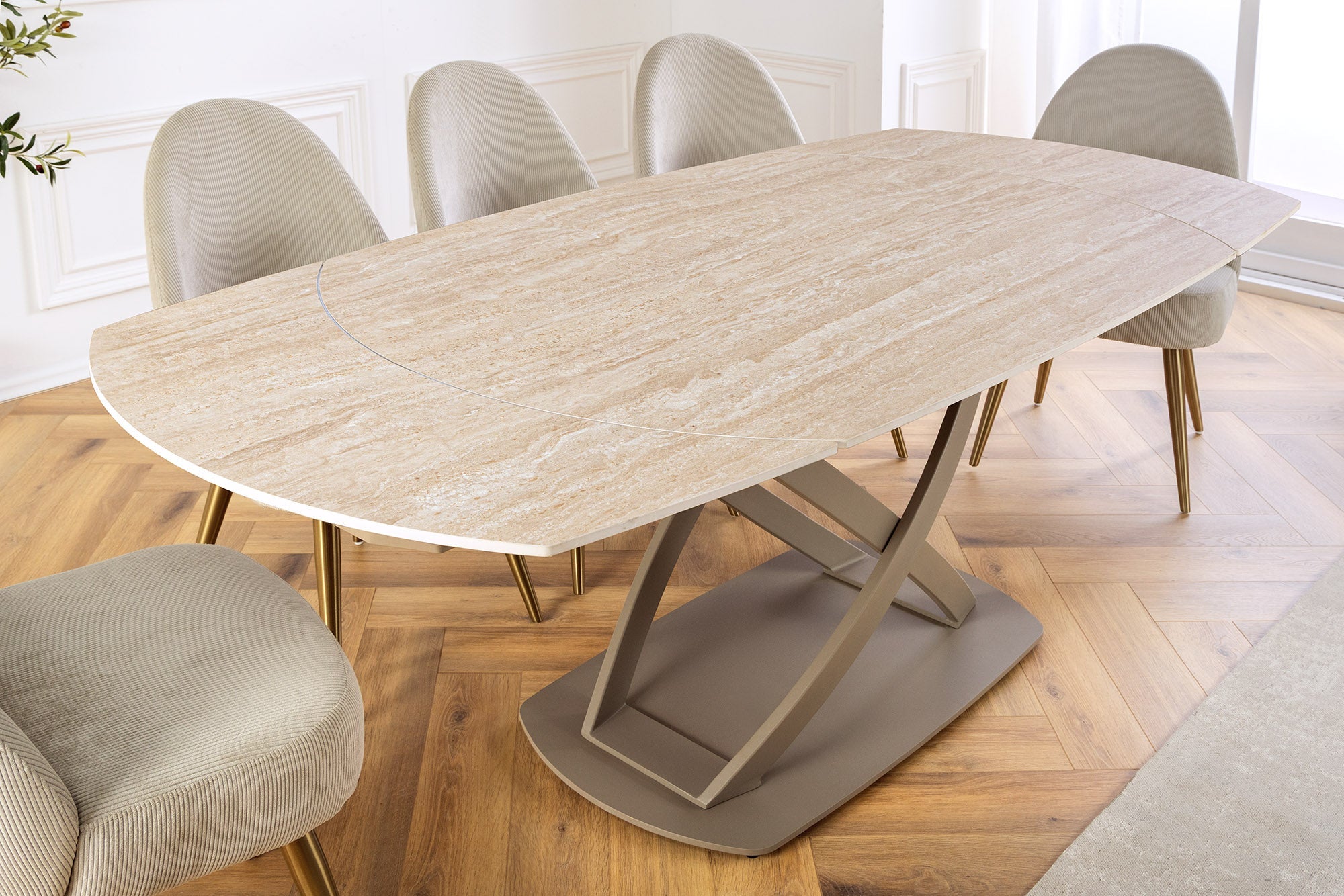 Table à manger extensible INCEPTION 130-190cm ovale travertin céramique champagne grège