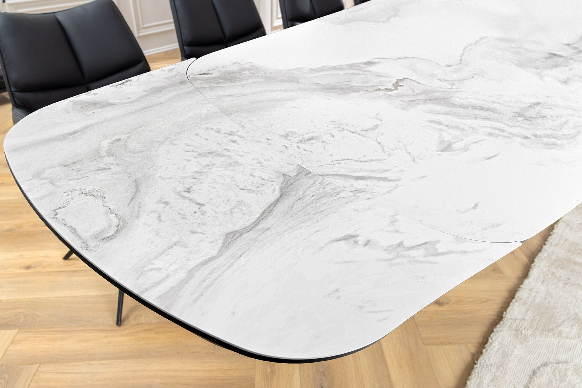 Mesa de comedor extensible PAPILLON 180-260cm cerámica blanca mármol negro metal
