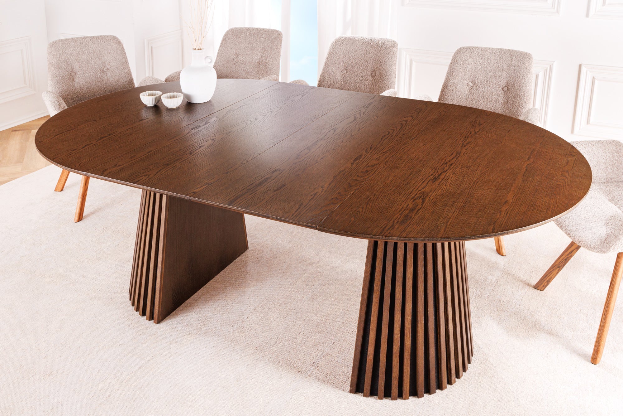 Table à manger extensible VALHALLA WOOD 120-160-200cm piètement pilier en chêne brun fumé