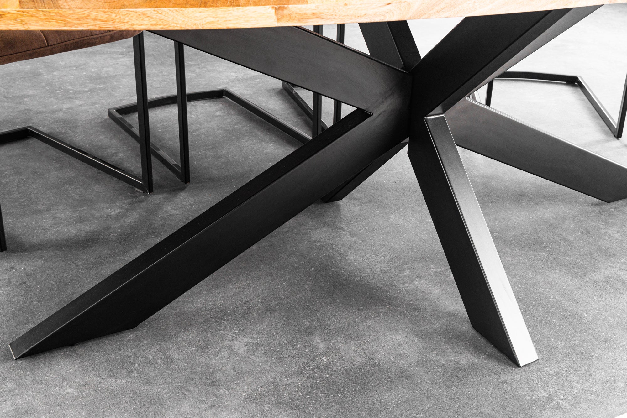 GALAXIE mesa de comedor industrial maciza 240cm madera de mango natural marco ovalado estrella