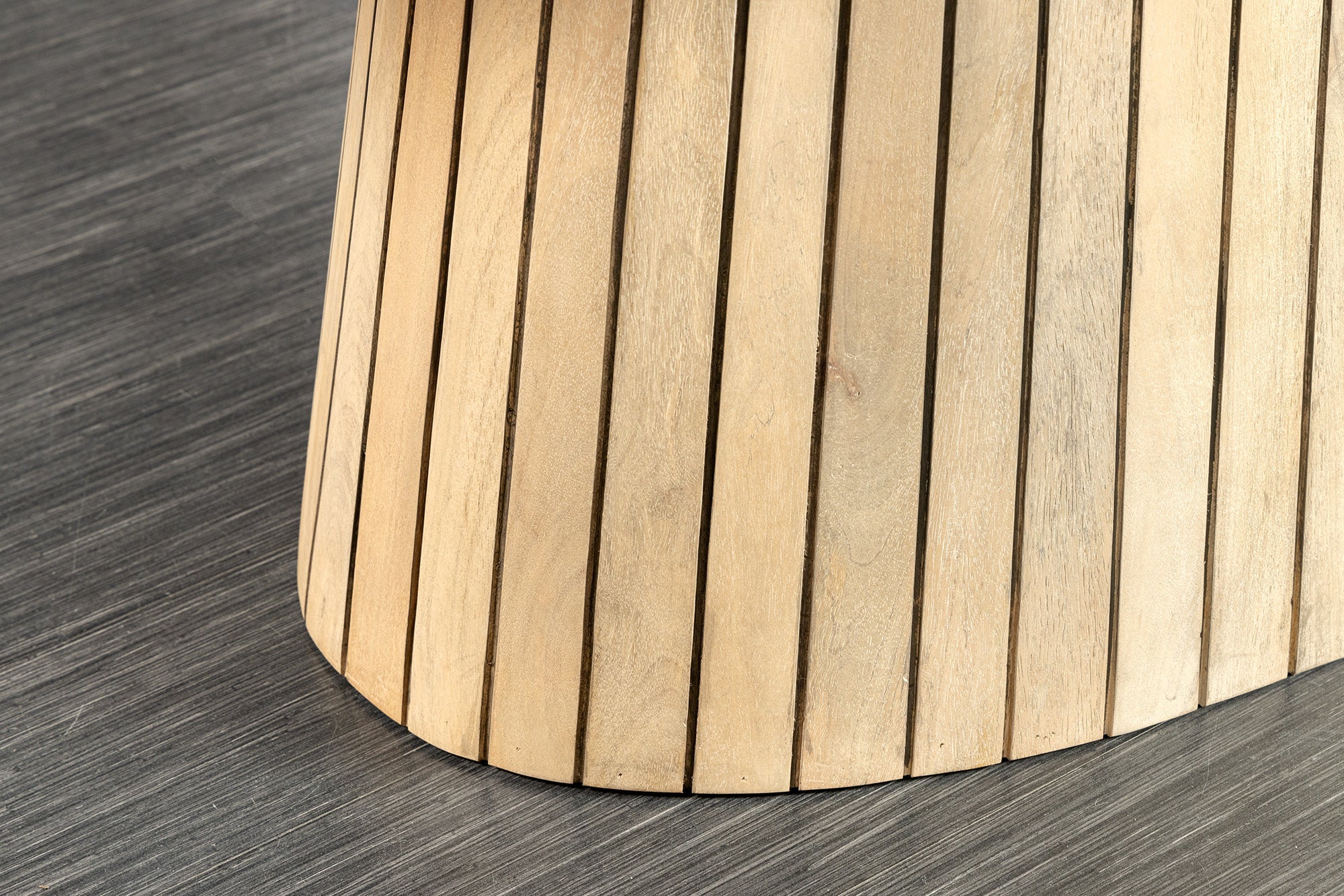 ART DECO Mesa de comedor ovalada de 220 cm en mango macizo encalado con base de columna