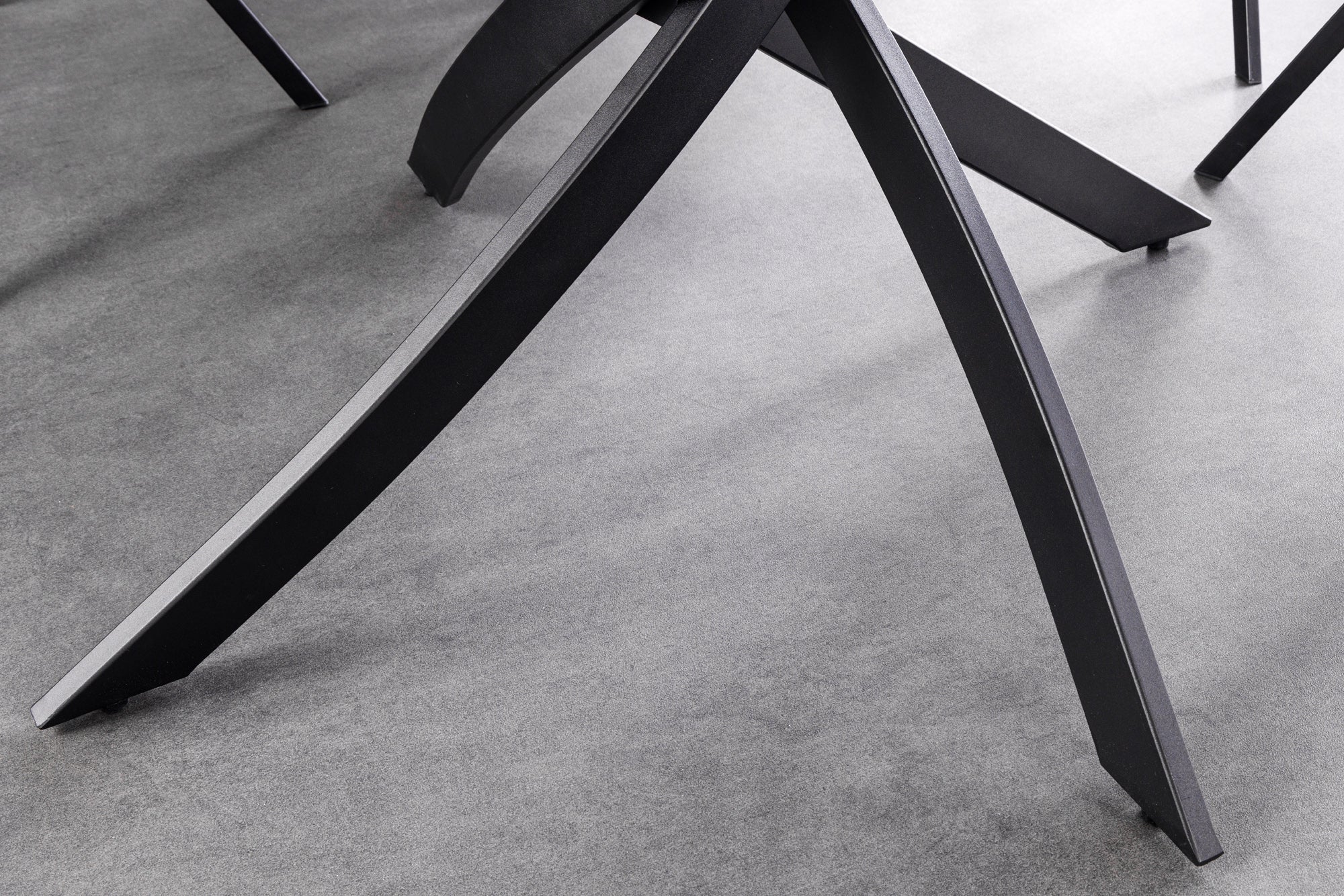 Table à manger ronde ALPINE 120cm céramique anthracite structure métal noir