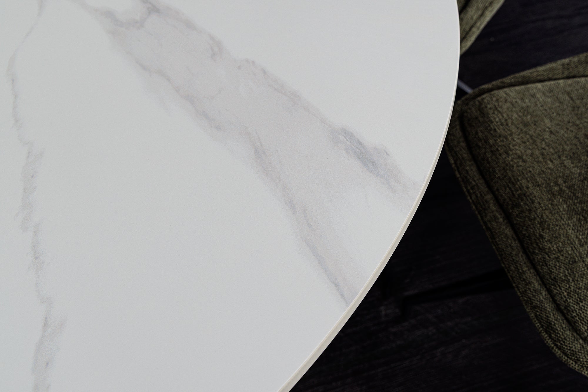 Mesa de comedor de cerámica blanca redonda de 120 cm con base de columna UNIQUE