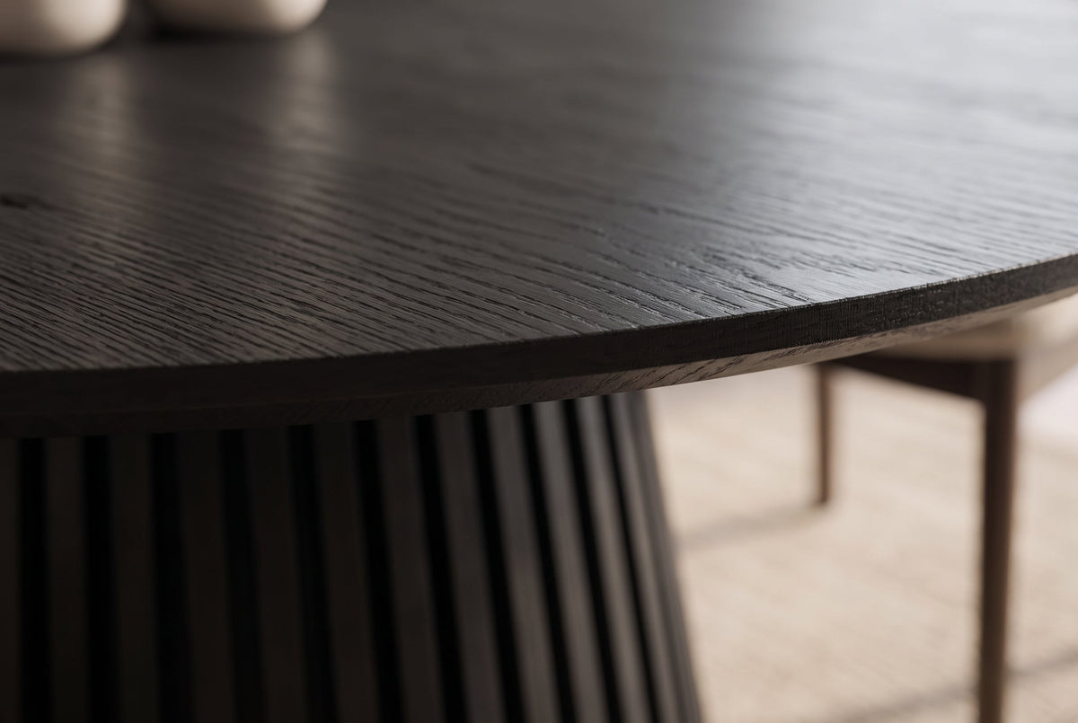 Table à manger ronde VALHALLA WOOD 120cm piètement pilier en chêne noir