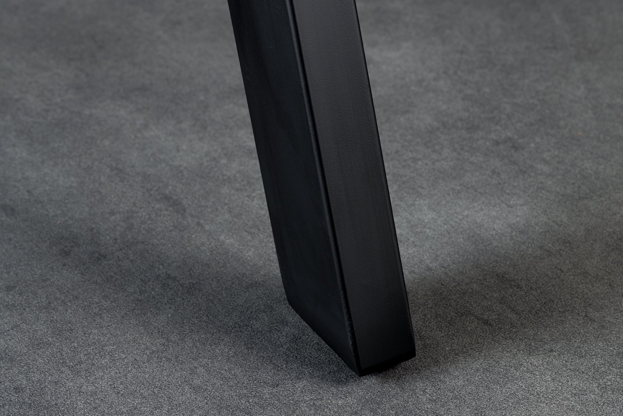 Mesa de comedor maciza IRON CRAFT 145cm redonda madera de mango natural metal diseño industrial