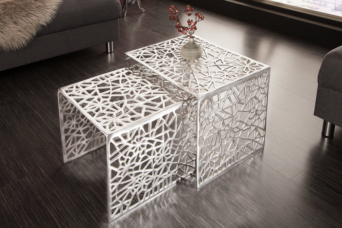 Table basse artisanale ABSTRACT 49cm lot de 2 argent au design Gap