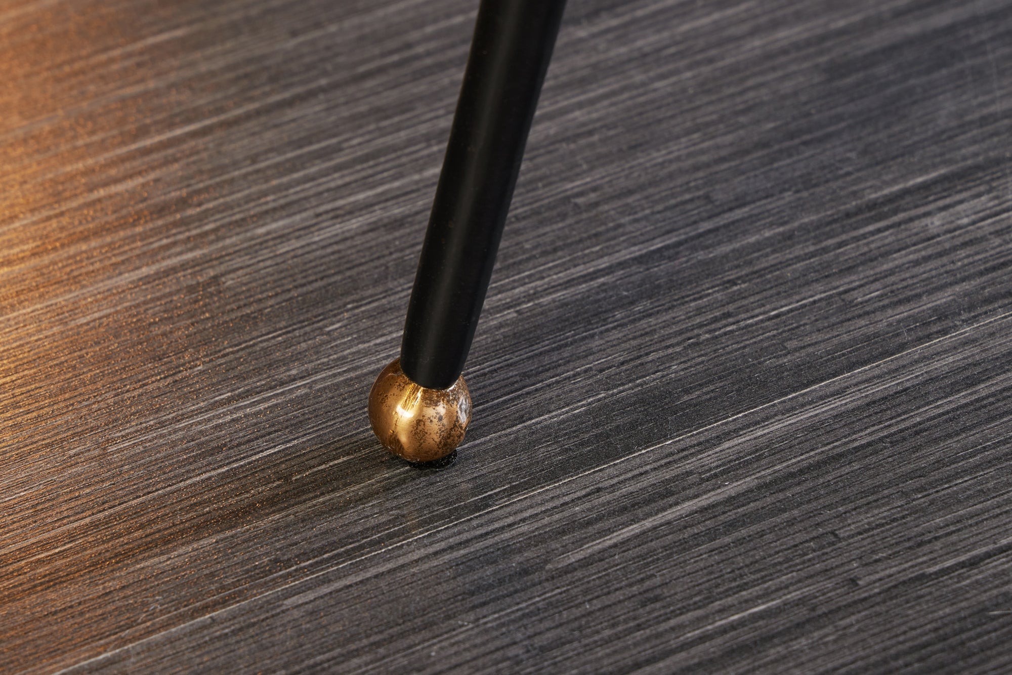 Table basse décorative GINKGO 95cm métal doré noir fait main