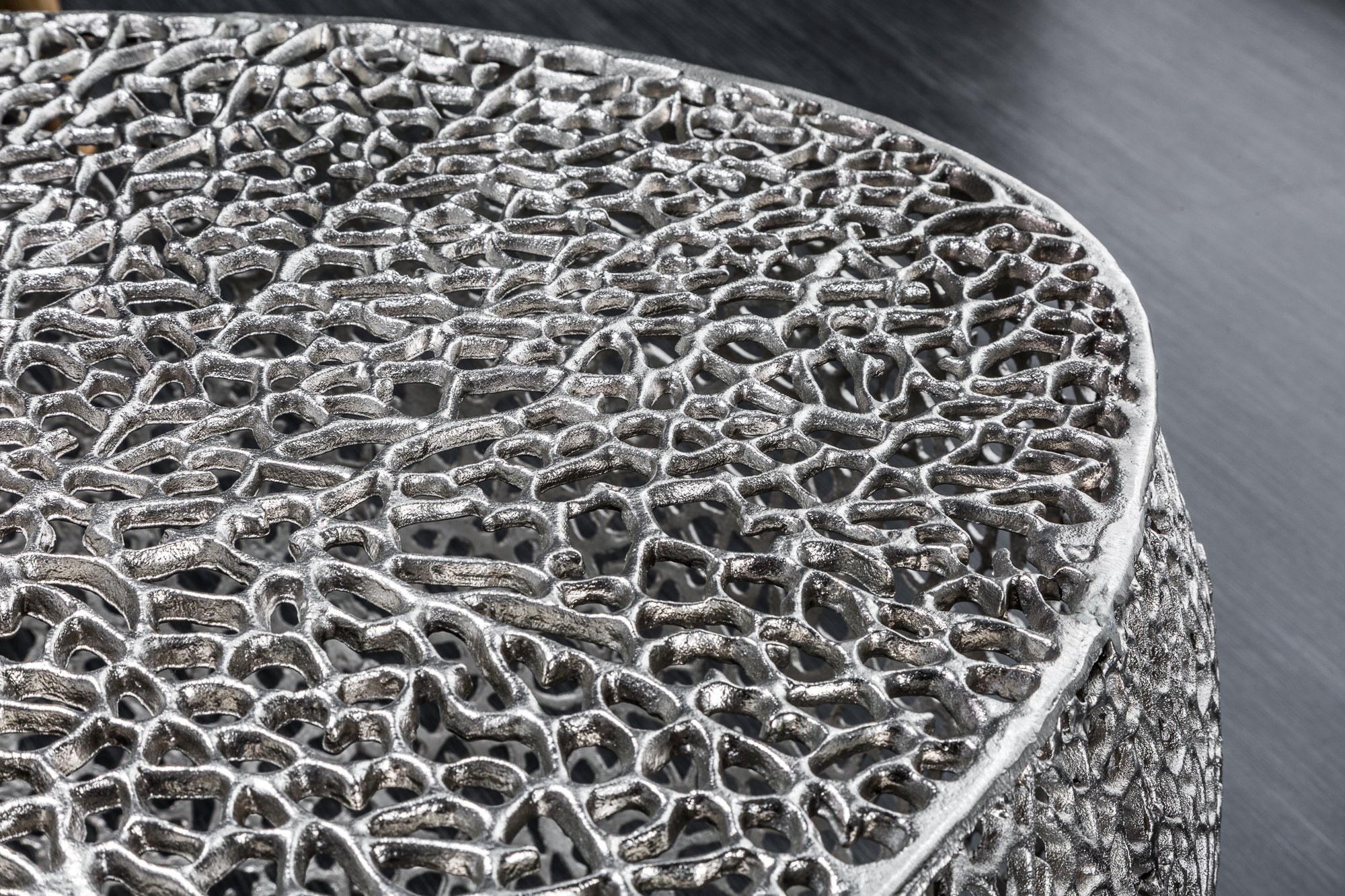 Table basse design filigrane ABSTRACT LEAF 120cm argent fait main