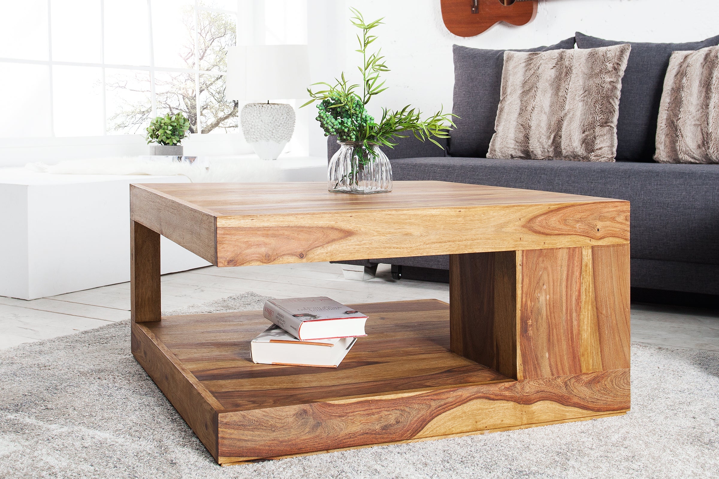GIANT 80cm Mesa de centro de diseño de madera maciza de Sheesham marrón con acabado de piedra y estante