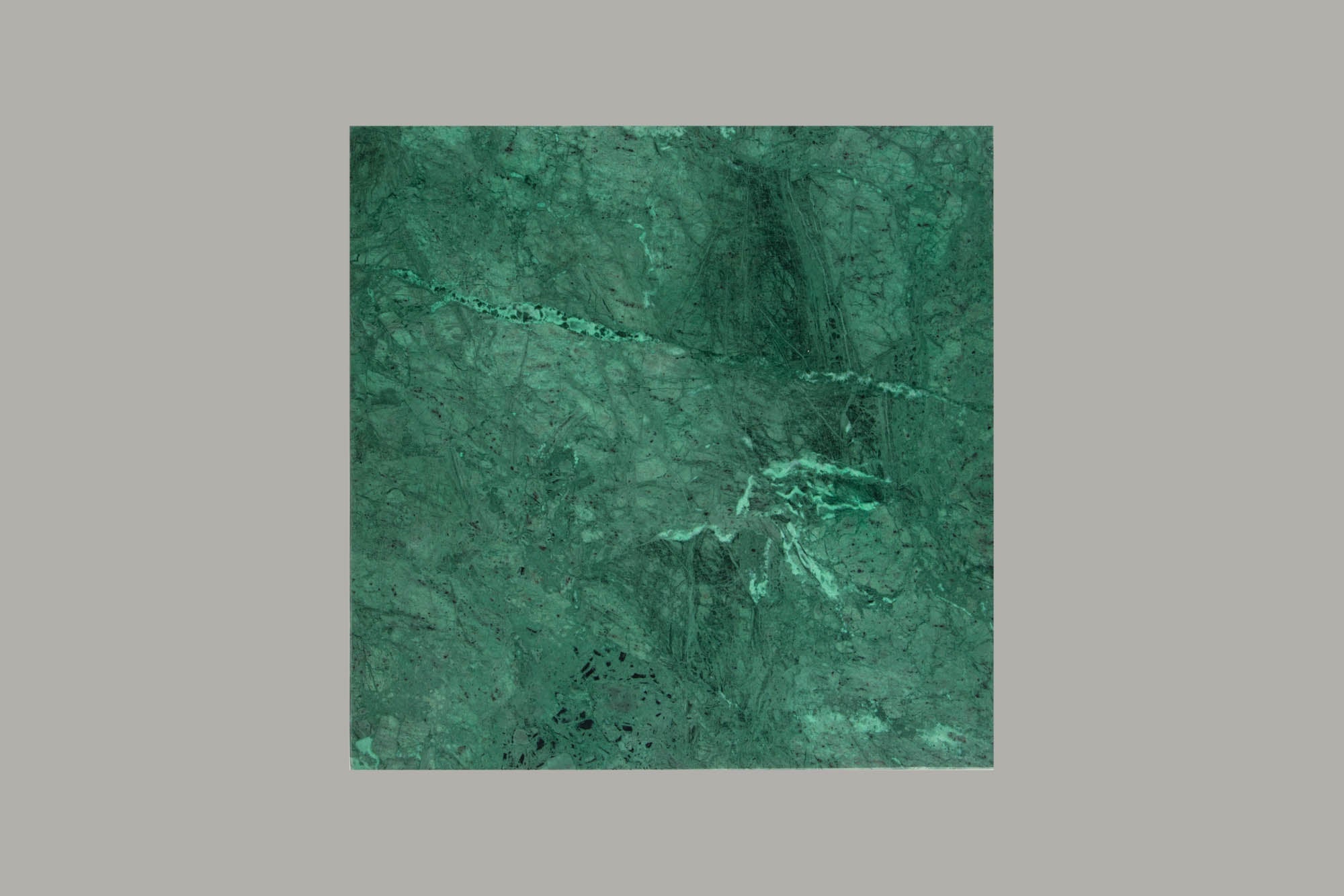 Table basse élégante ELEMENTS 50cm verte avec plateau en marbre poli