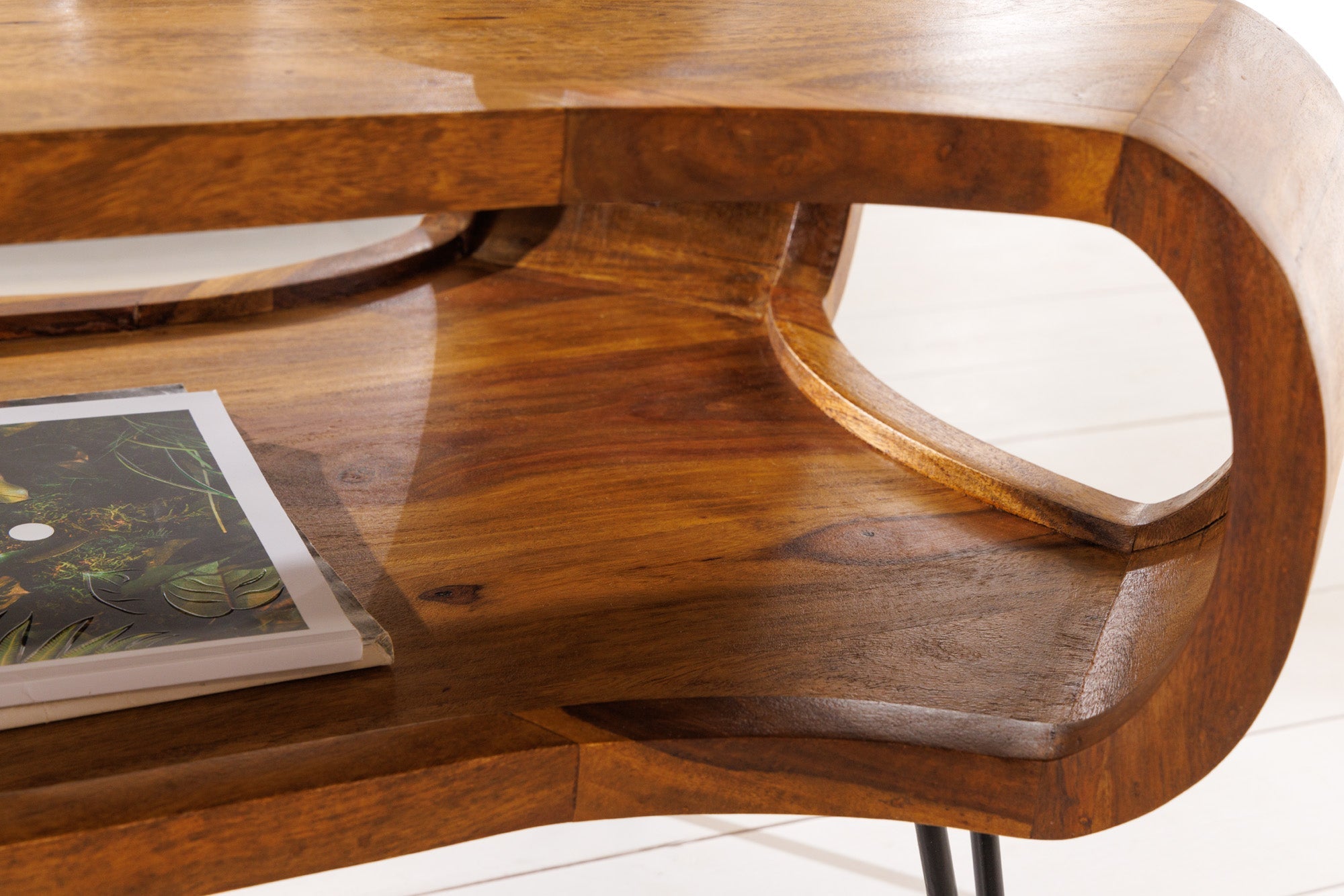 Table basse en bois massif ORGANIC LIVING 100cm finition pierre de Sheesham marron Pieds épingles