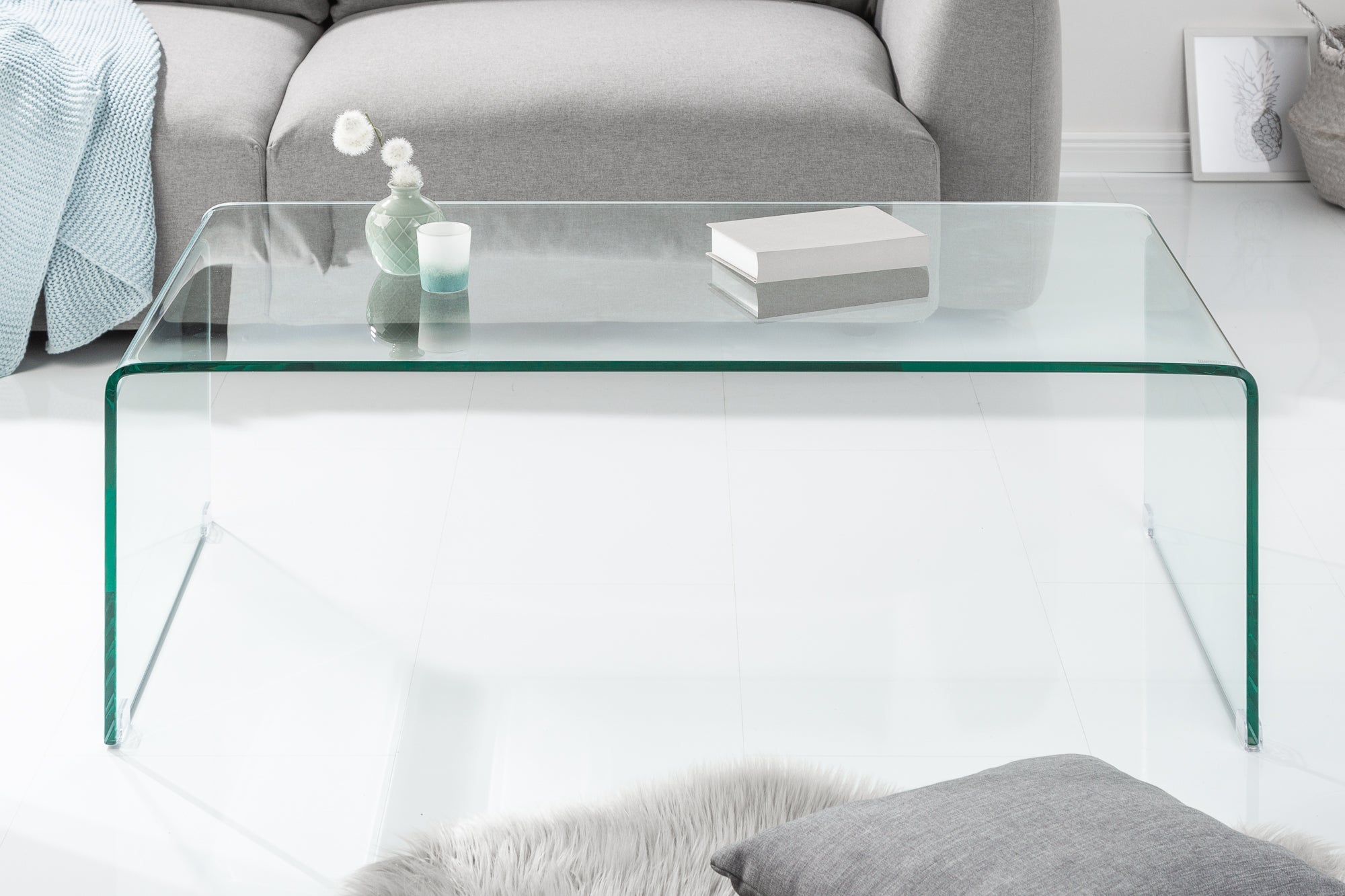 Table basse extravagante en verre FANTOME 110cm transparente