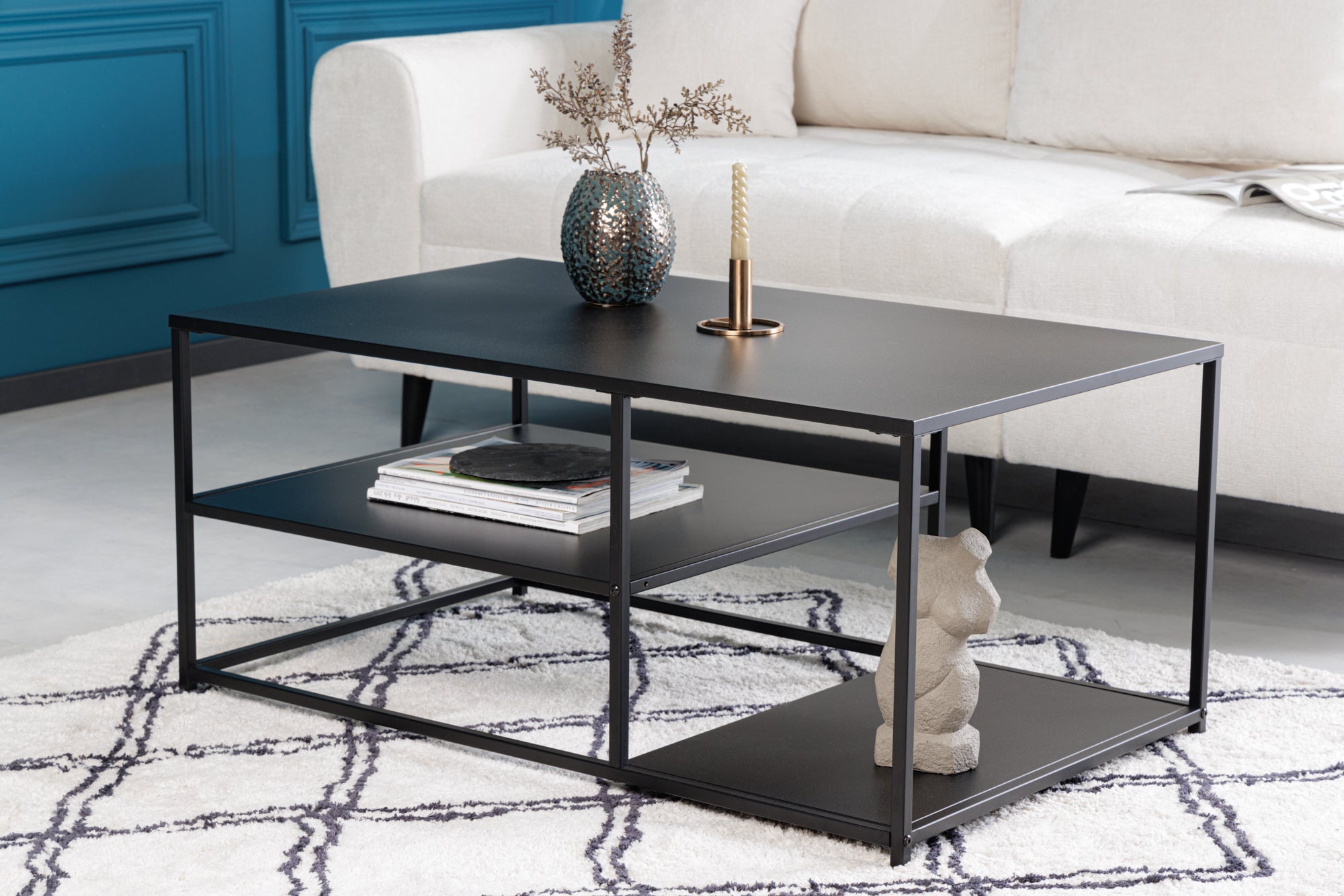 Table basse industrielle DURA STEEL 100cm en métal noir avec 2 compartiments de rangement