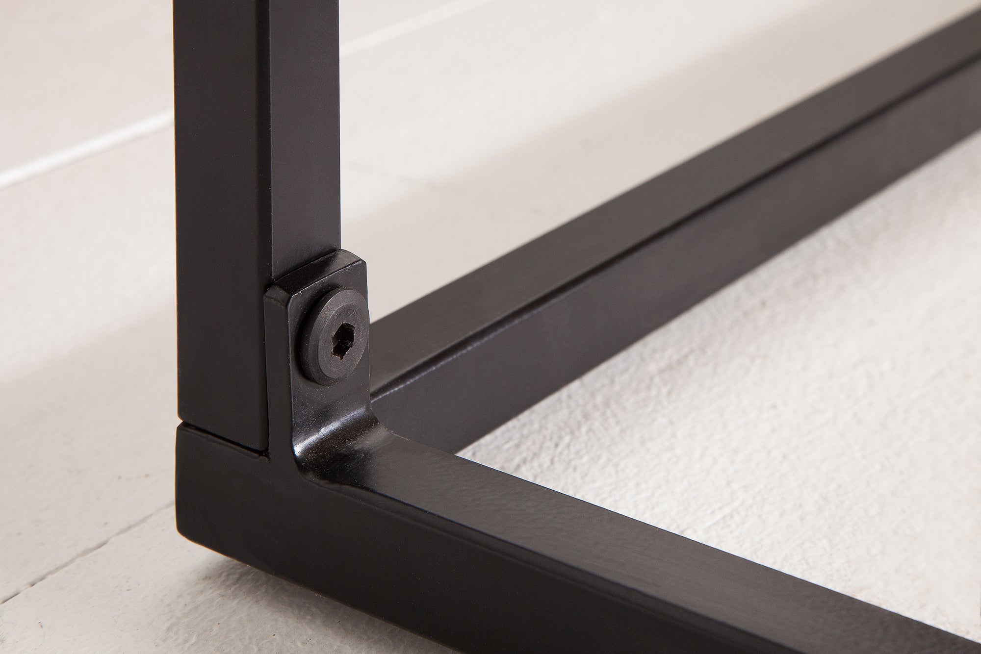 Table basse massive INFINITY HOME 100cm en bois de manguier design industriel