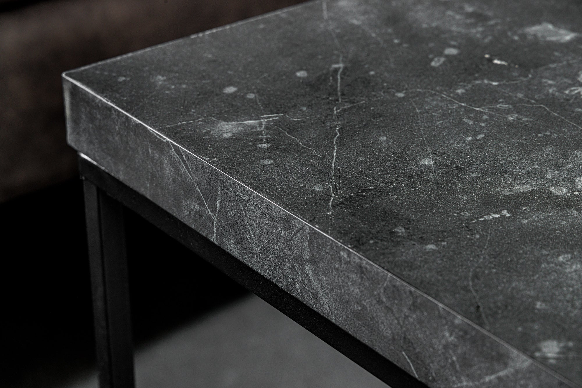 Table basse moderne ARCHITECTURE 60cm structure métal graphite