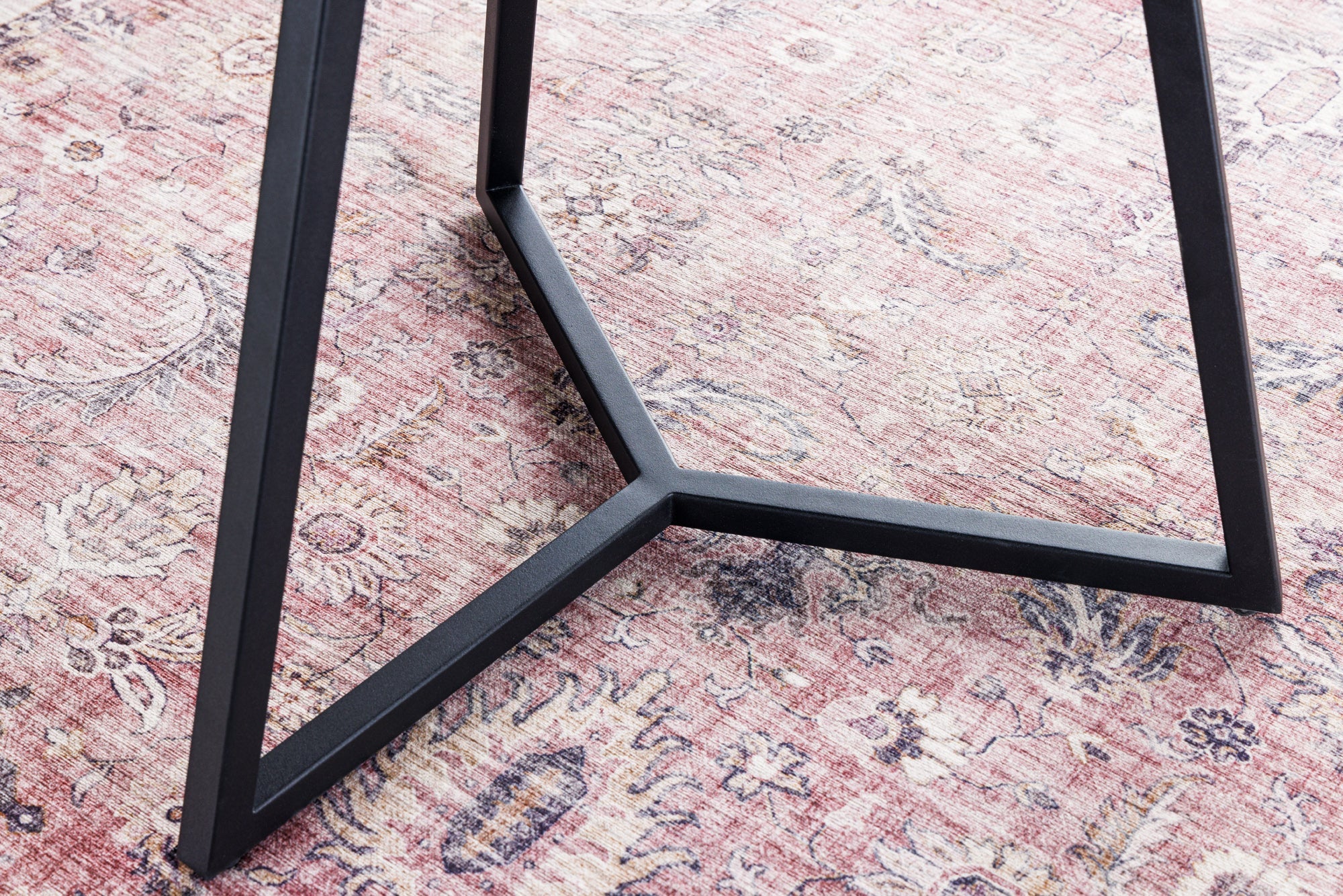 Table basse moderne MARVELOUS 70cm en céramique marbre taupe fabriquée en Italie