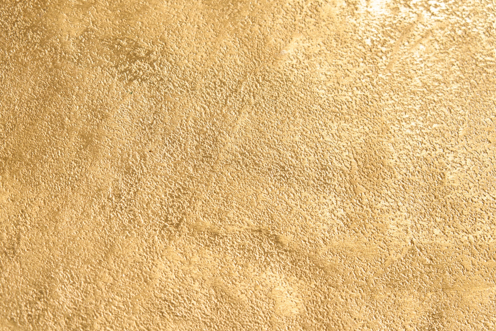 Table basse ronde ABSTRACT LEAF 75cm métal doré filigrane design vintage artisanal