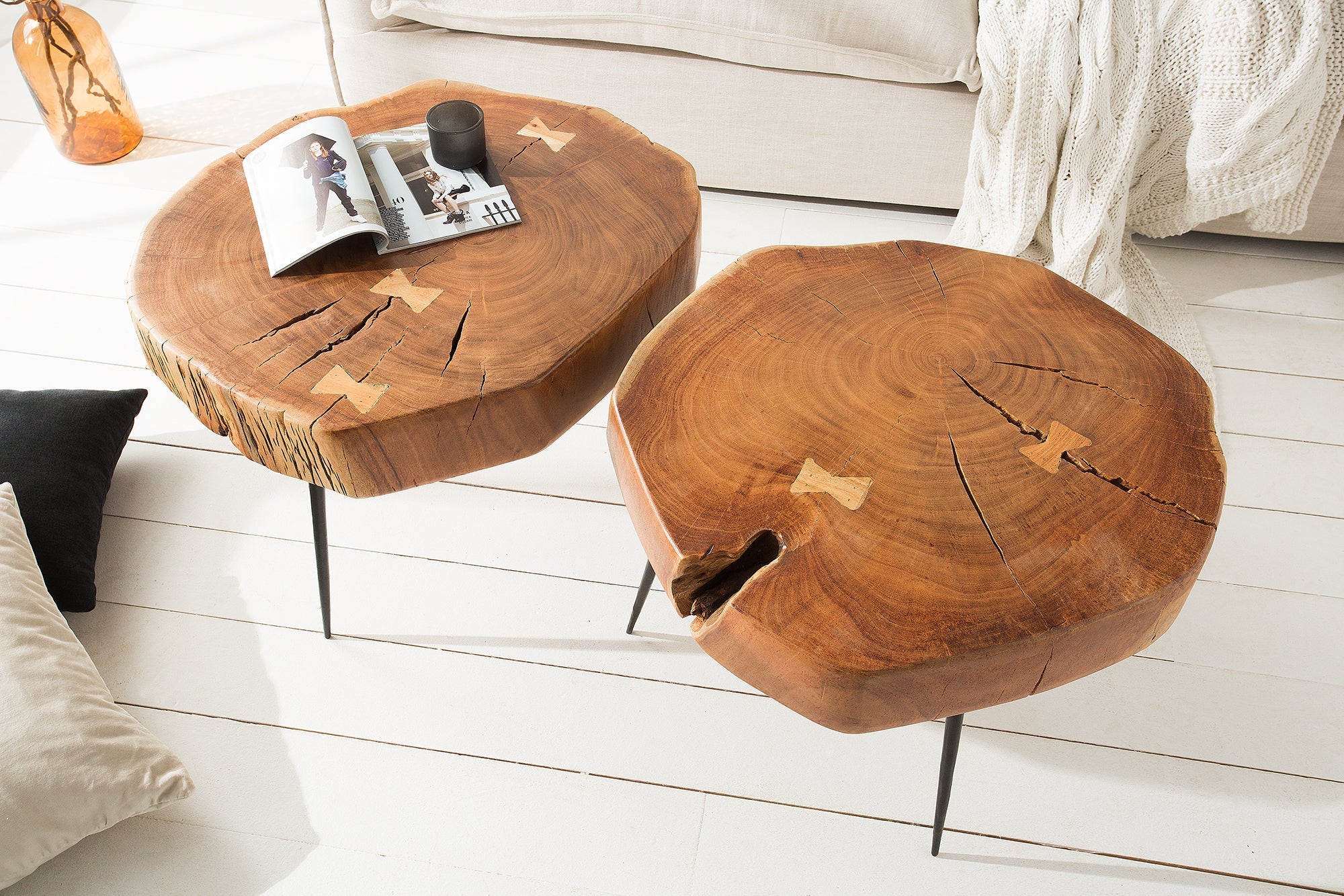 Table basse ronde GOA 60cm bois d'acacia massif tronc d'arbre pieds métal noir
