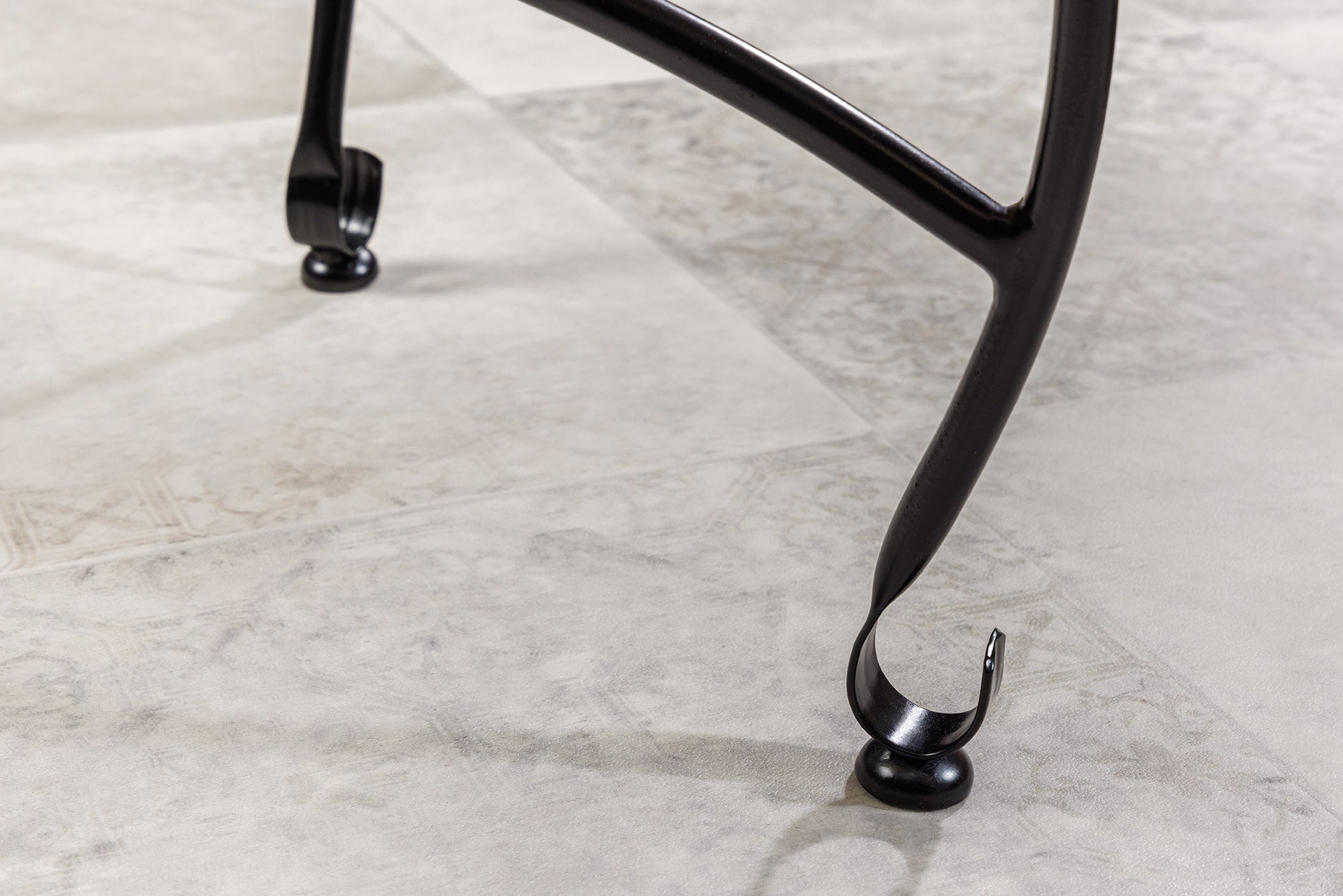 Table basse ronde MARRAKESH 60cm argentée plateau amovible pliable