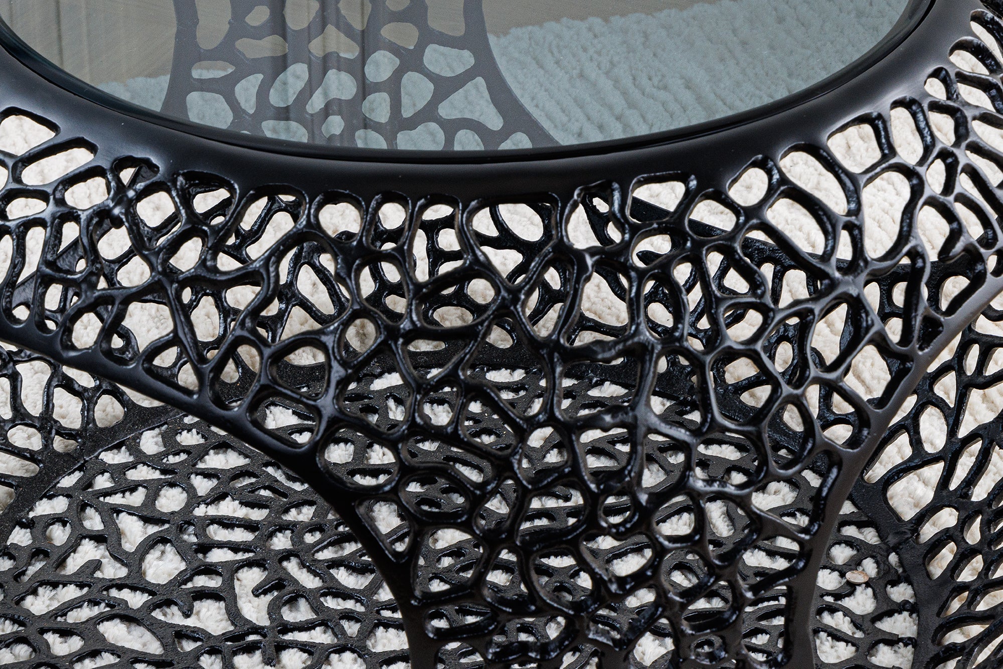 SPIN mesa de centro redonda 75cm cristal negro metal negro con espacio de almacenamiento hecho a mano