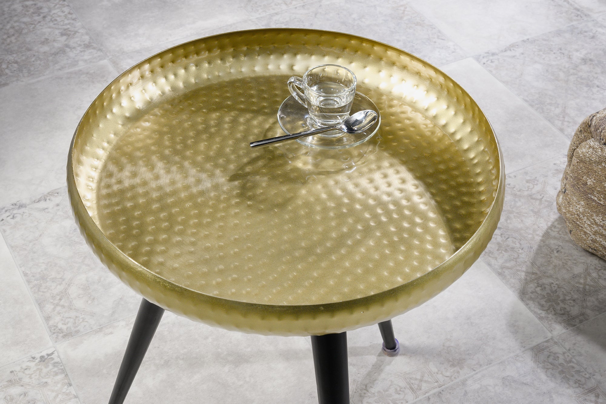 Table d'appoint artisanale ORIENT 50cm laiton doré ronde métal martelé design