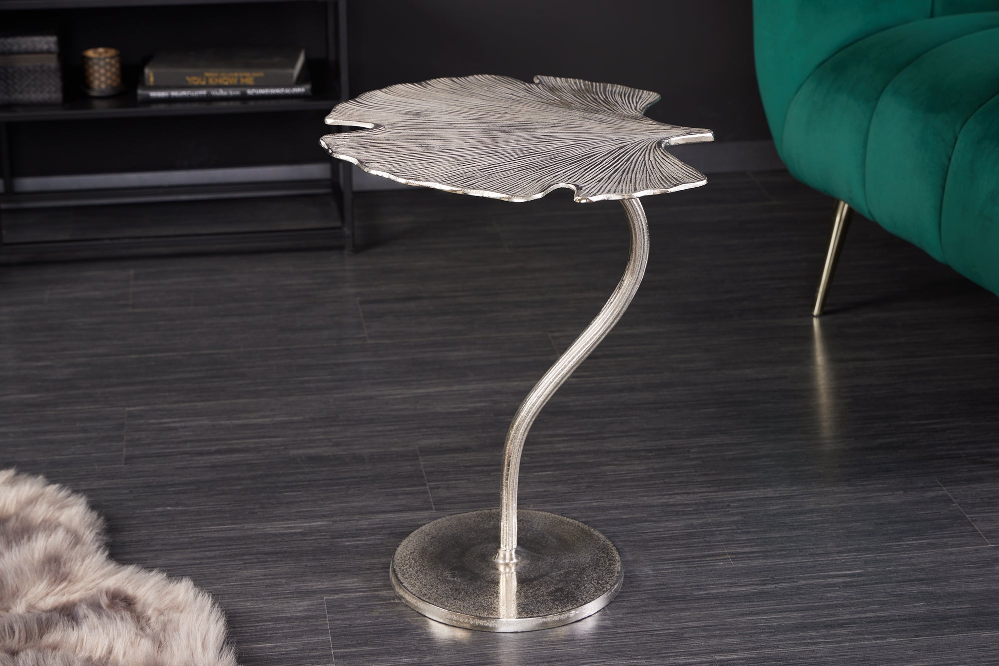 table-dappoint-decorative-feuille-de-ginkgo-55cm-metal-argente-fait-main_41790 (inv)