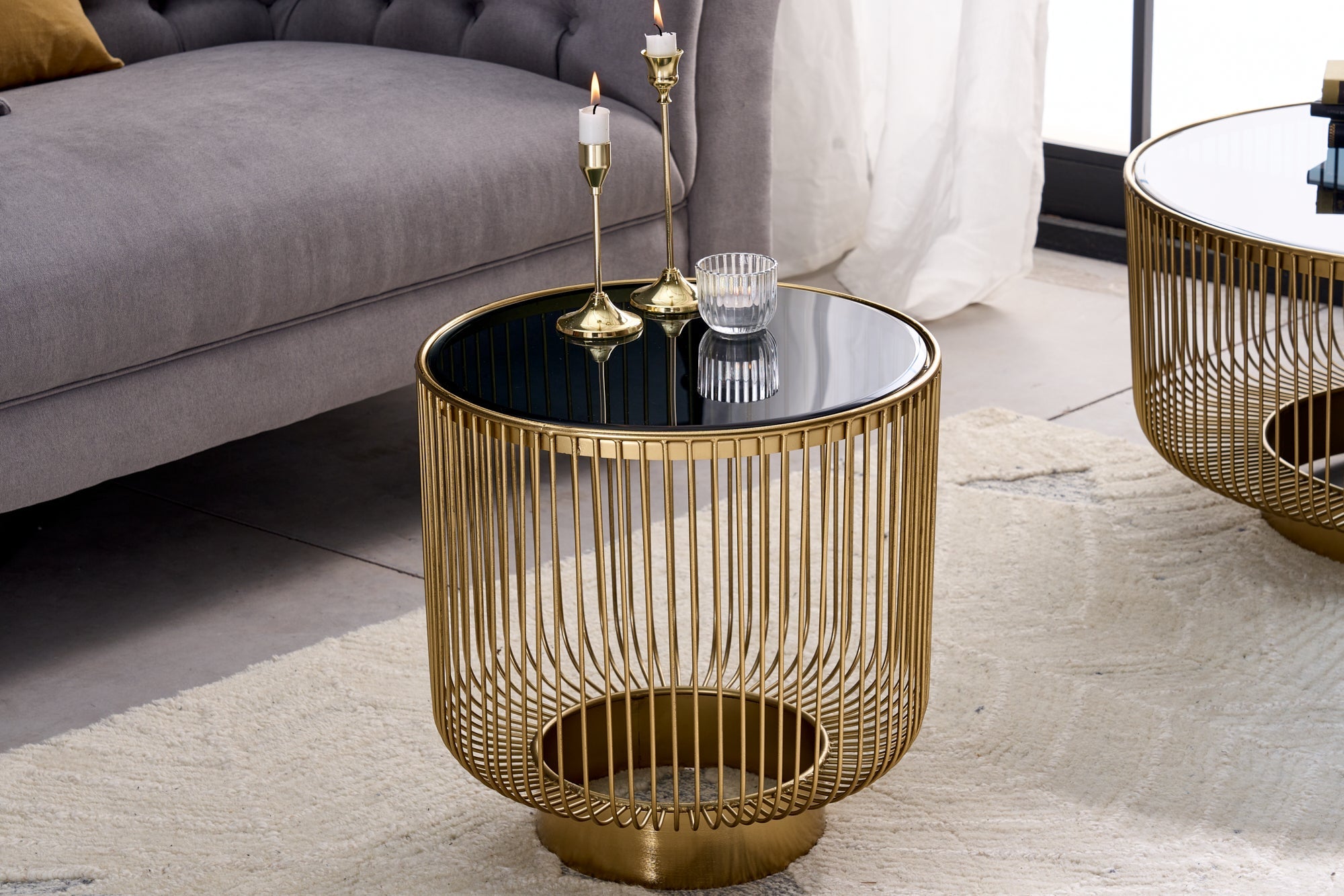 mesa-dappoint-diseño-filigrana-variación-50cm-metal-oro-vidrio-redondo-negro-hecho-a mano_43232 (inv)