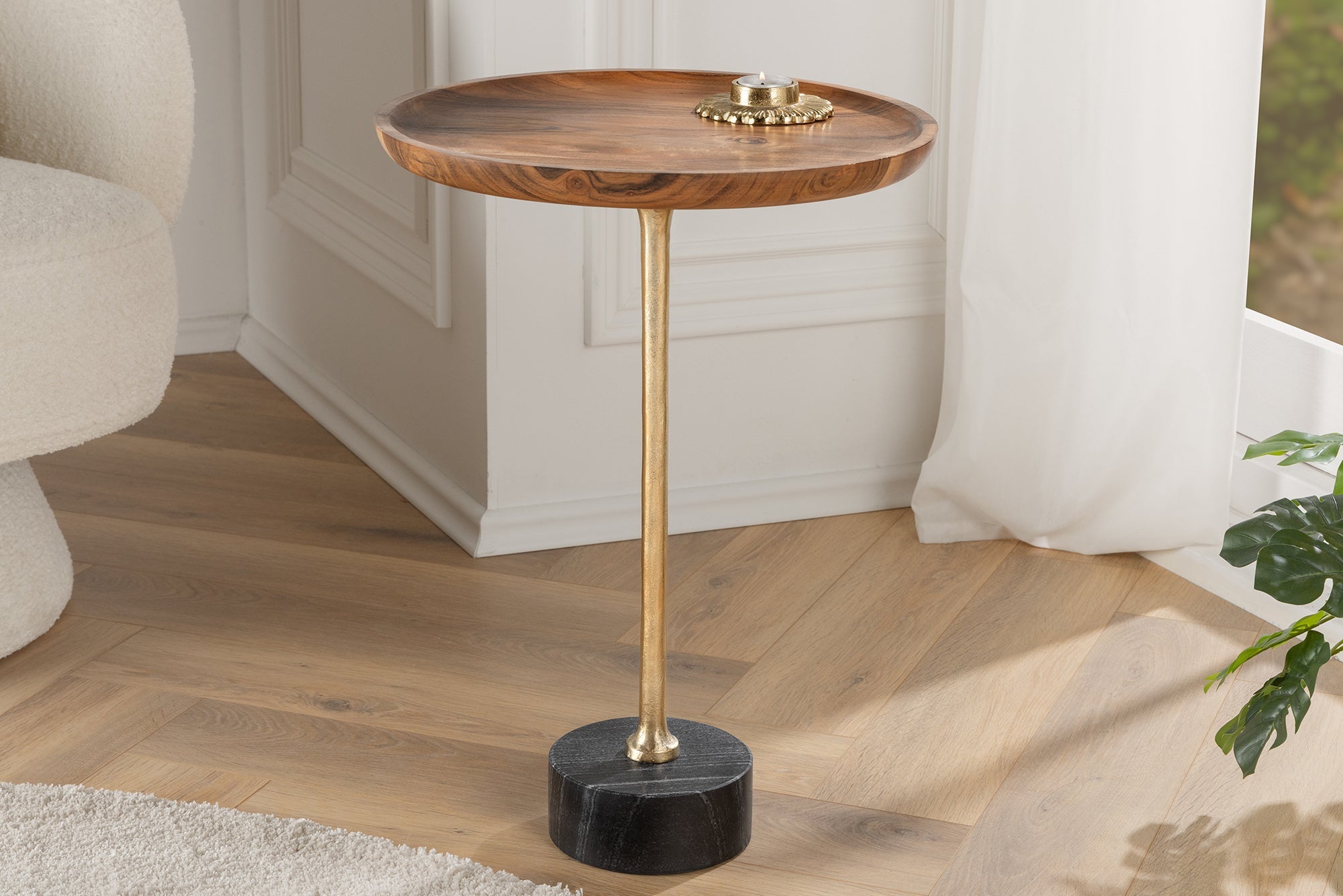 mesa-dappoint-design-trayful-55cm-madera-dacacia-masiva-redonda-base-mármol-negro-dorado_41282 (inv)