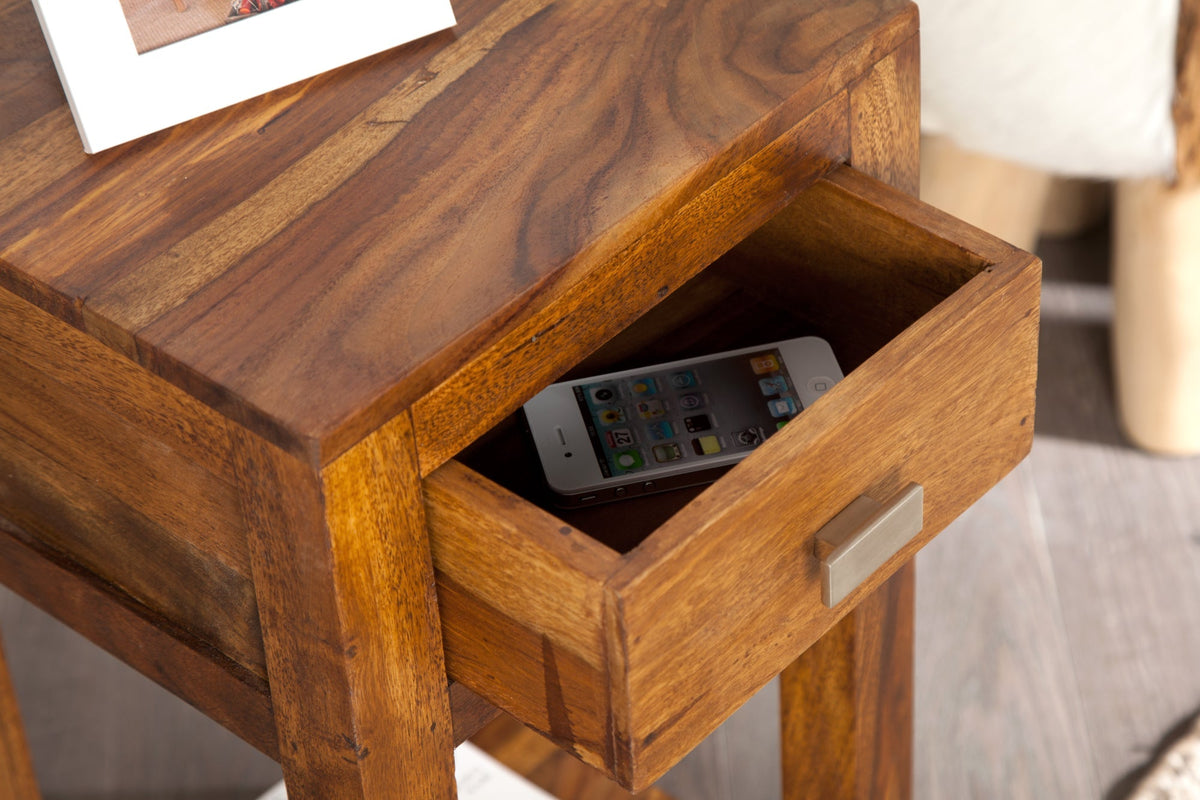 Table d’appoint en bois massif MAKASSAR 70cm finition pierre Sheesham marron avec espace de rangement