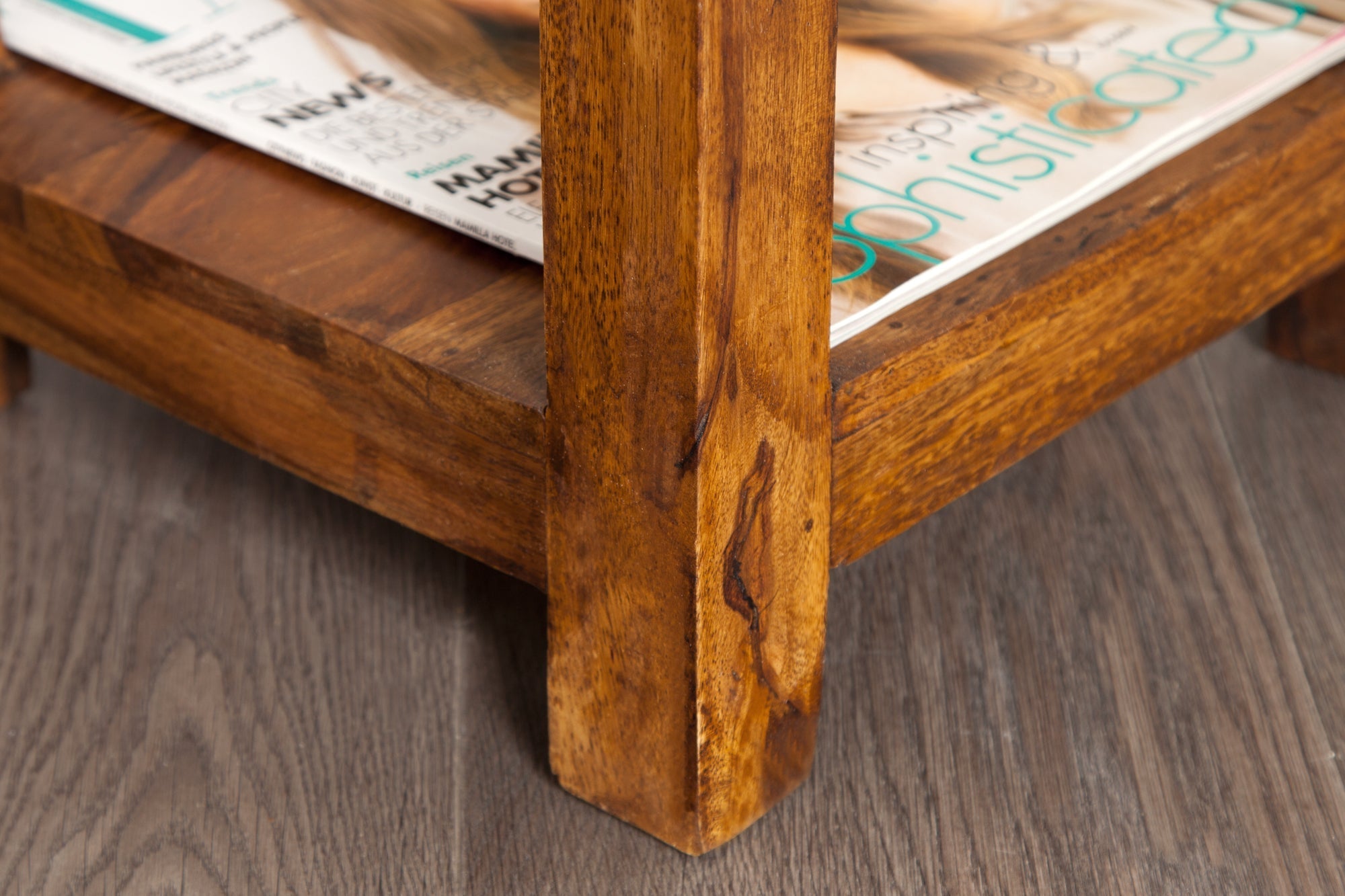 Table d’appoint en bois massif MAKASSAR 70cm finition pierre Sheesham marron avec espace de rangement