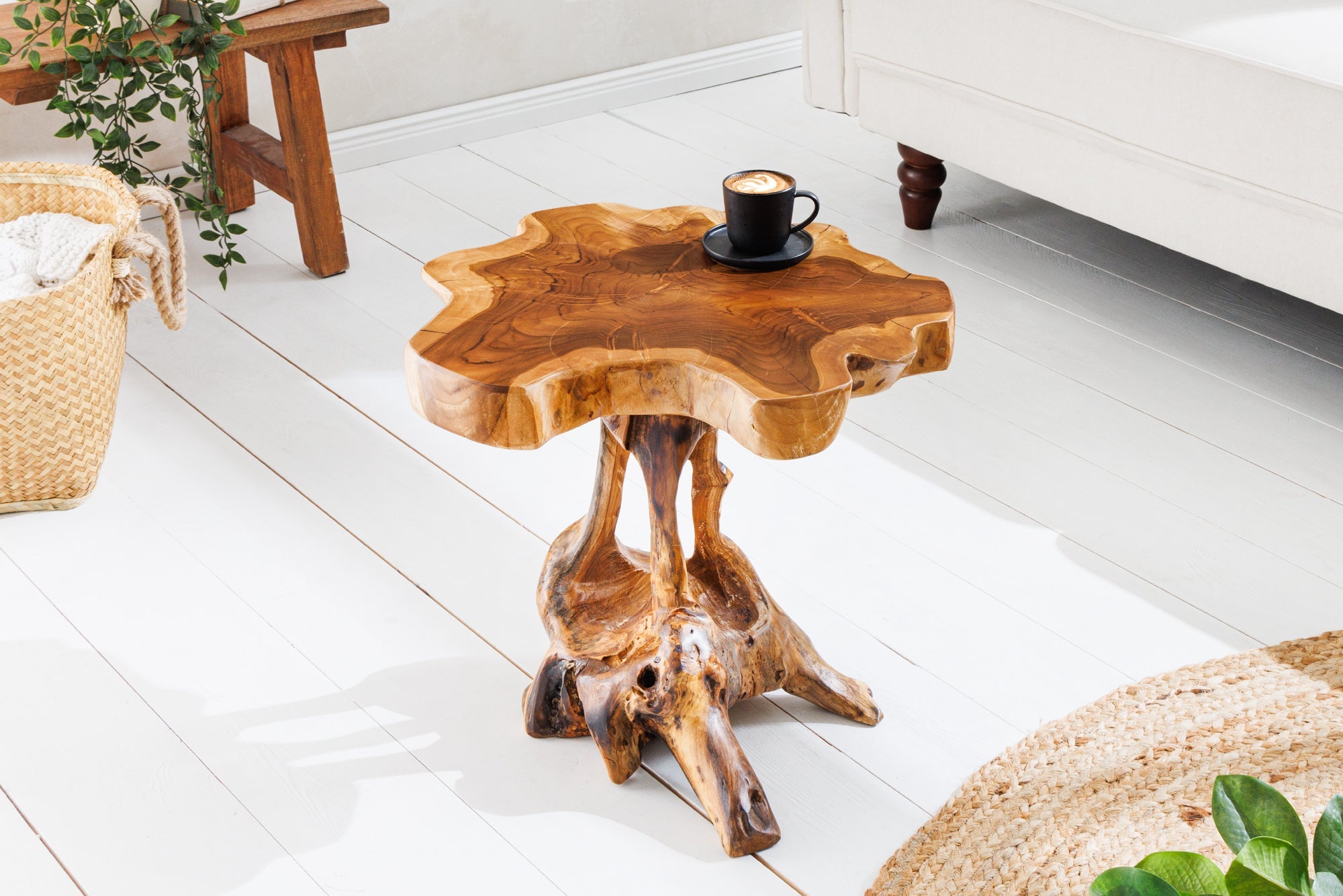 ROOT Mesa auxiliar de madera maciza de 40 cm en madera de raíz de teca natural con diseño de zancos