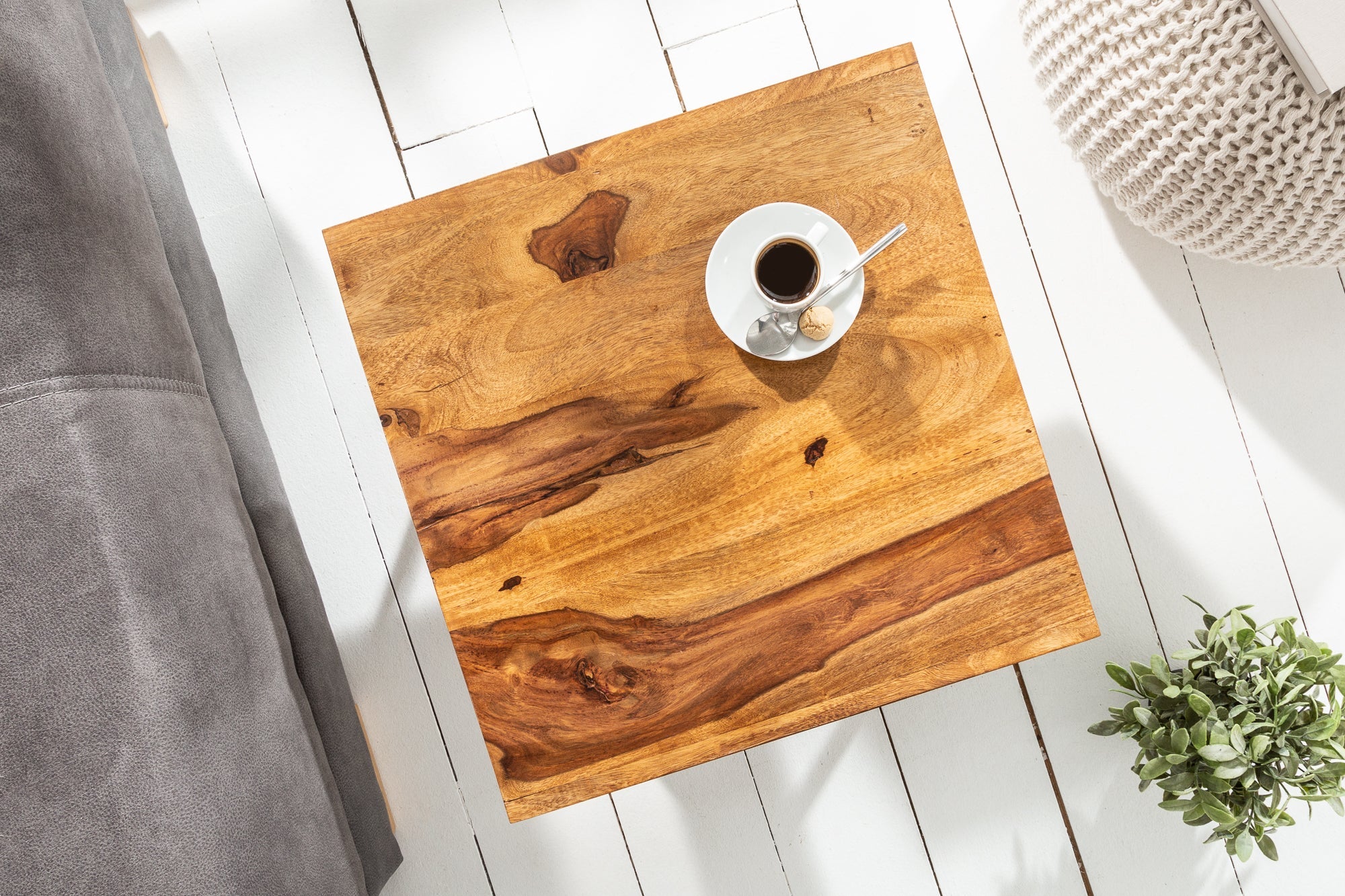 SCORPION mesa auxiliar de madera maciza 45cm marrón Acabado piedra Sheesham Patas de horquilla Espacio de almacenamiento