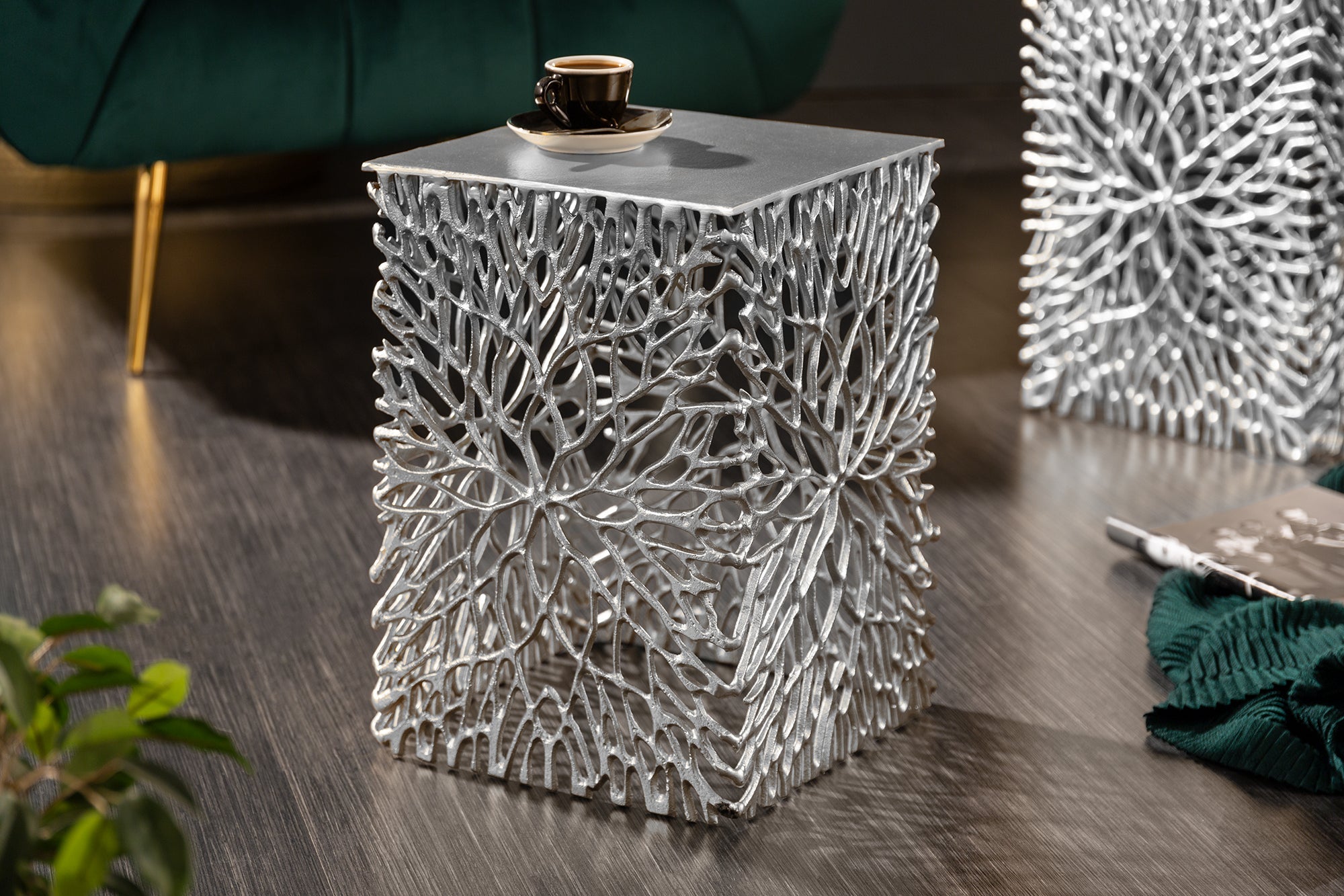Mesa auxiliar de filigrana, set de 2, HOJA ABSTRACTA, 45 cm, plata, hecha a mano