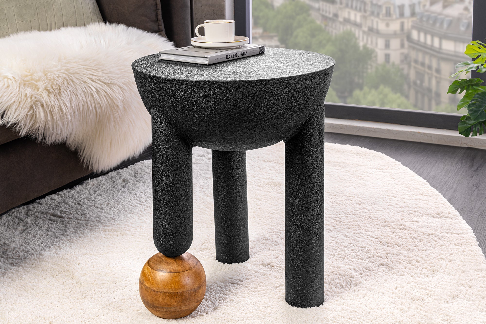 table-dappoint-ronde-abstract-50cm-fer-noir-boule-en-bois-de-manguier-fait-main_44855 (inv)