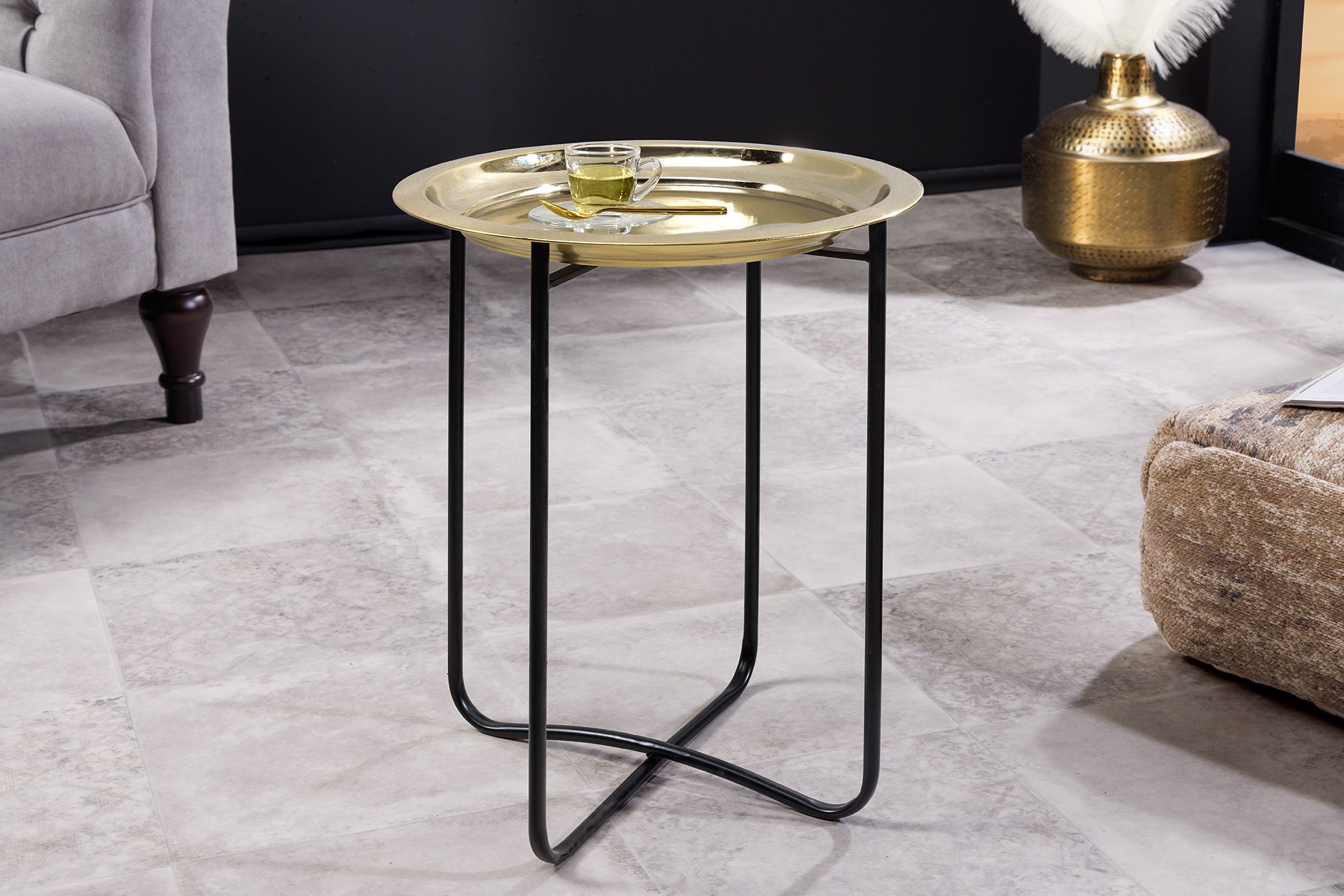 table-dappoint-ronde-casablanca-50cm-laiton-dore-noir-plateau-amovible-pliable_44353 (inv)