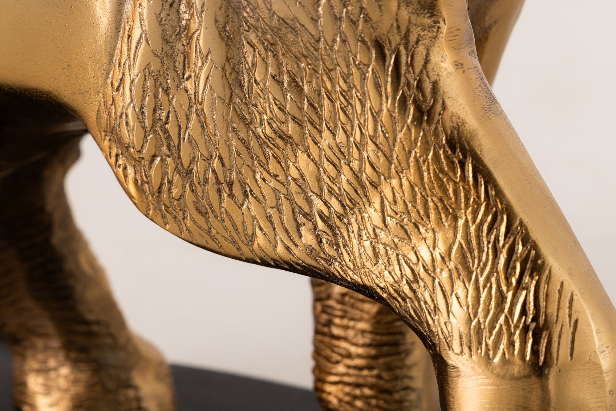 ELEFANTE mesa auxiliar redonda 80cm metal dorado cristal marmol escultura hecha a mano
