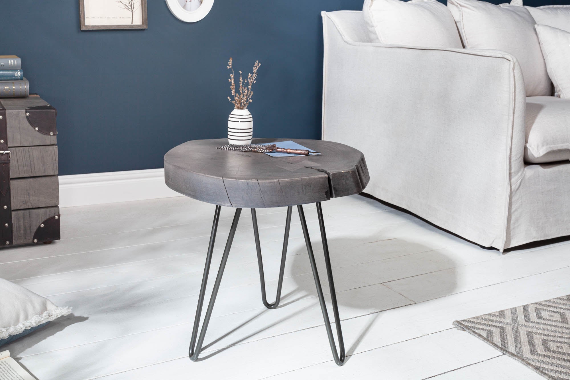 Mesa auxiliar redonda GOA 45cm madera maciza de acacia disco gris patas metálicas de pasador