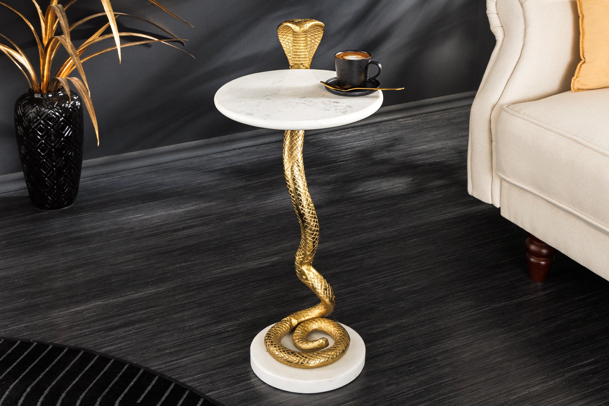 WILDLIFE COBRA Mesa auxiliar redonda de 65cm con escultura de serpiente de mármol blanco dorado hecha a mano