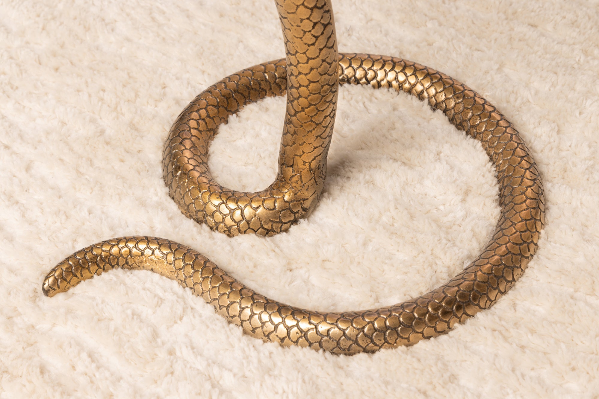 WILDLIFE SNAKE mesa auxiliar redonda 65cm cobre metal antiguo vidrio hecho a mano