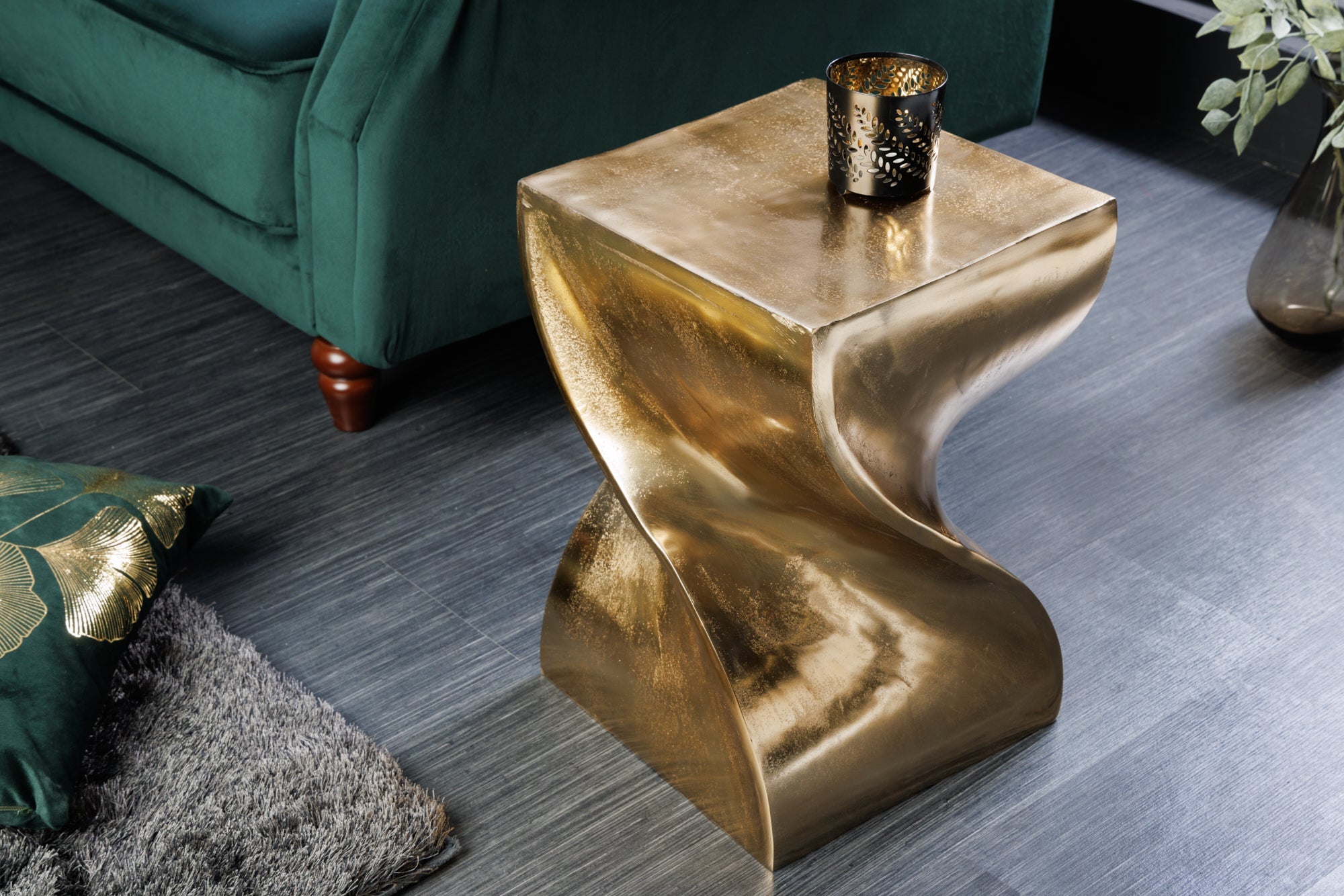 table-dappoint-sculptural-twist-45cm-in-aluminium-gold-tabouret-mait-main-vet-table_42005 (inv)
